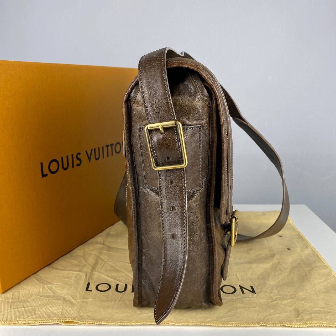 Louis Vuitton Louis Vuitton Kangaroo Brown Leather Soana Crossbody Size ONE SIZE - 6 Thumbnail