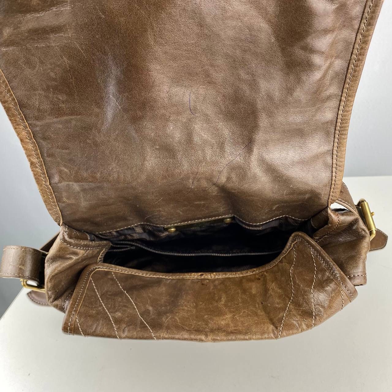 Louis Vuitton Louis Vuitton Kangaroo Brown Leather Soana Crossbody Size ONE SIZE - 11 Thumbnail