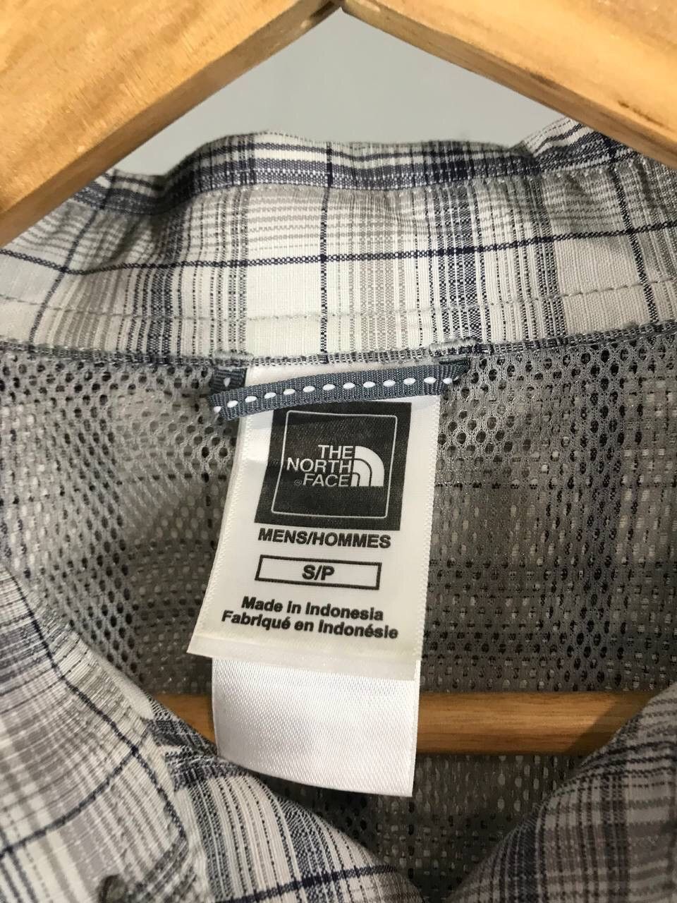 The North Face TNF The North Face vintage outdoor shirt Size US S / EU 44-46 / 1 - 4 Thumbnail