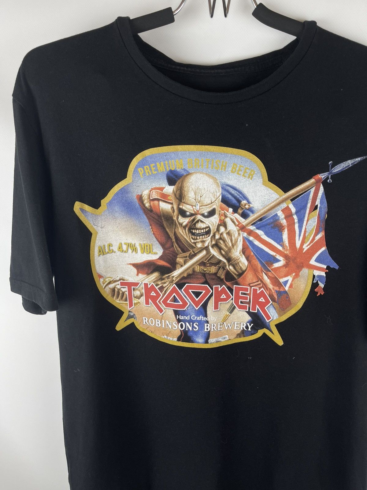 Band Tees Iron Maiden vintage 2016 Troopers Robinsons Brewery band tee Size US M / EU 48-50 / 2 - 4 Thumbnail