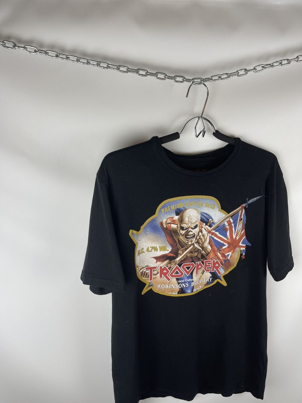 Band Tees Iron Maiden vintage 2016 Troopers Robinsons Brewery band tee Size US M / EU 48-50 / 2 - 3 Thumbnail