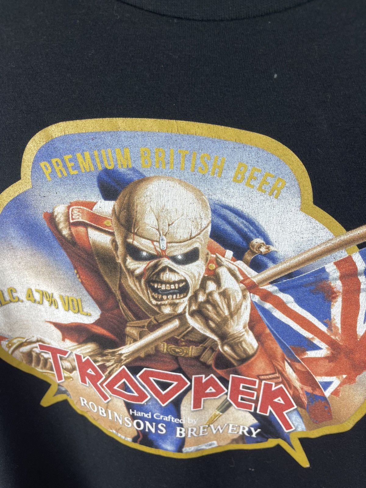 Band Tees Iron Maiden vintage 2016 Troopers Robinsons Brewery band tee Size US M / EU 48-50 / 2 - 5 Thumbnail