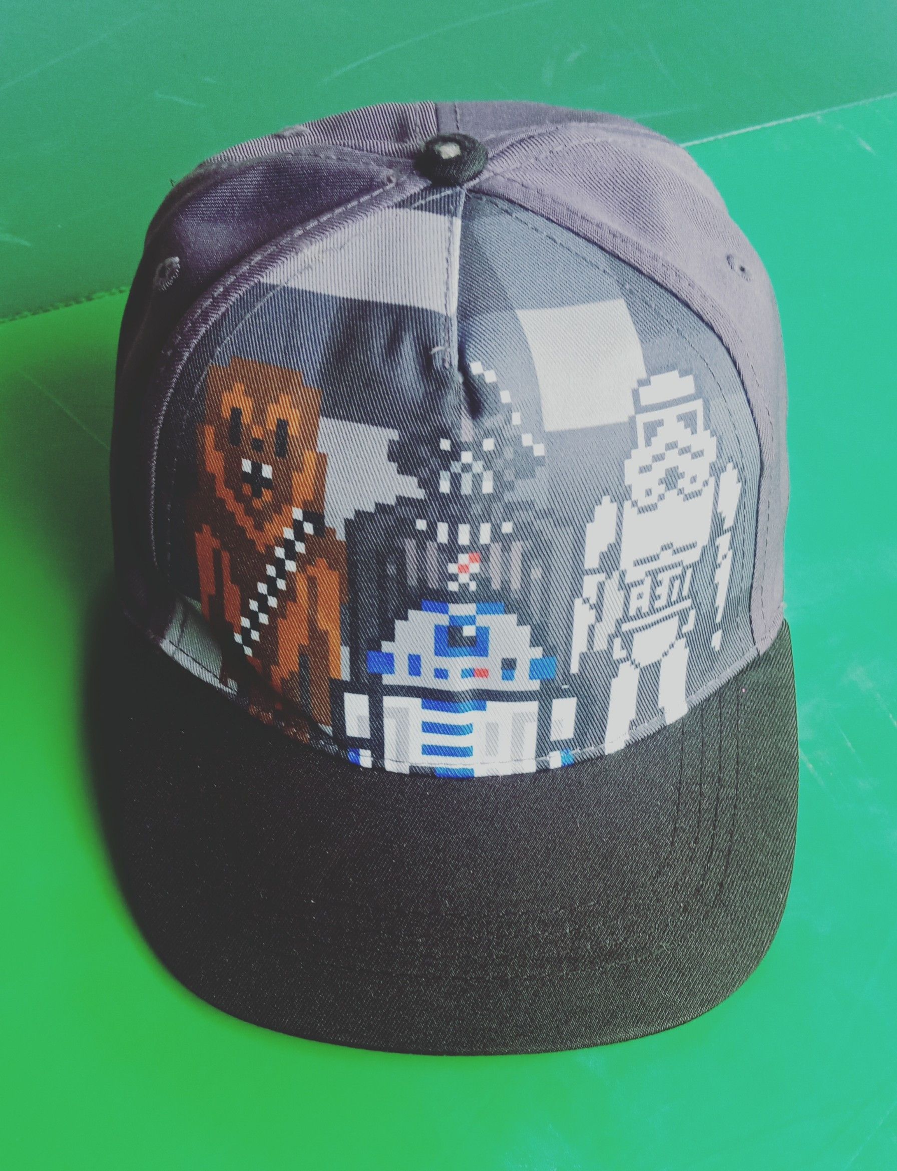 🔥 STEALS Vintage Star Wars Printscreen Snap back cap