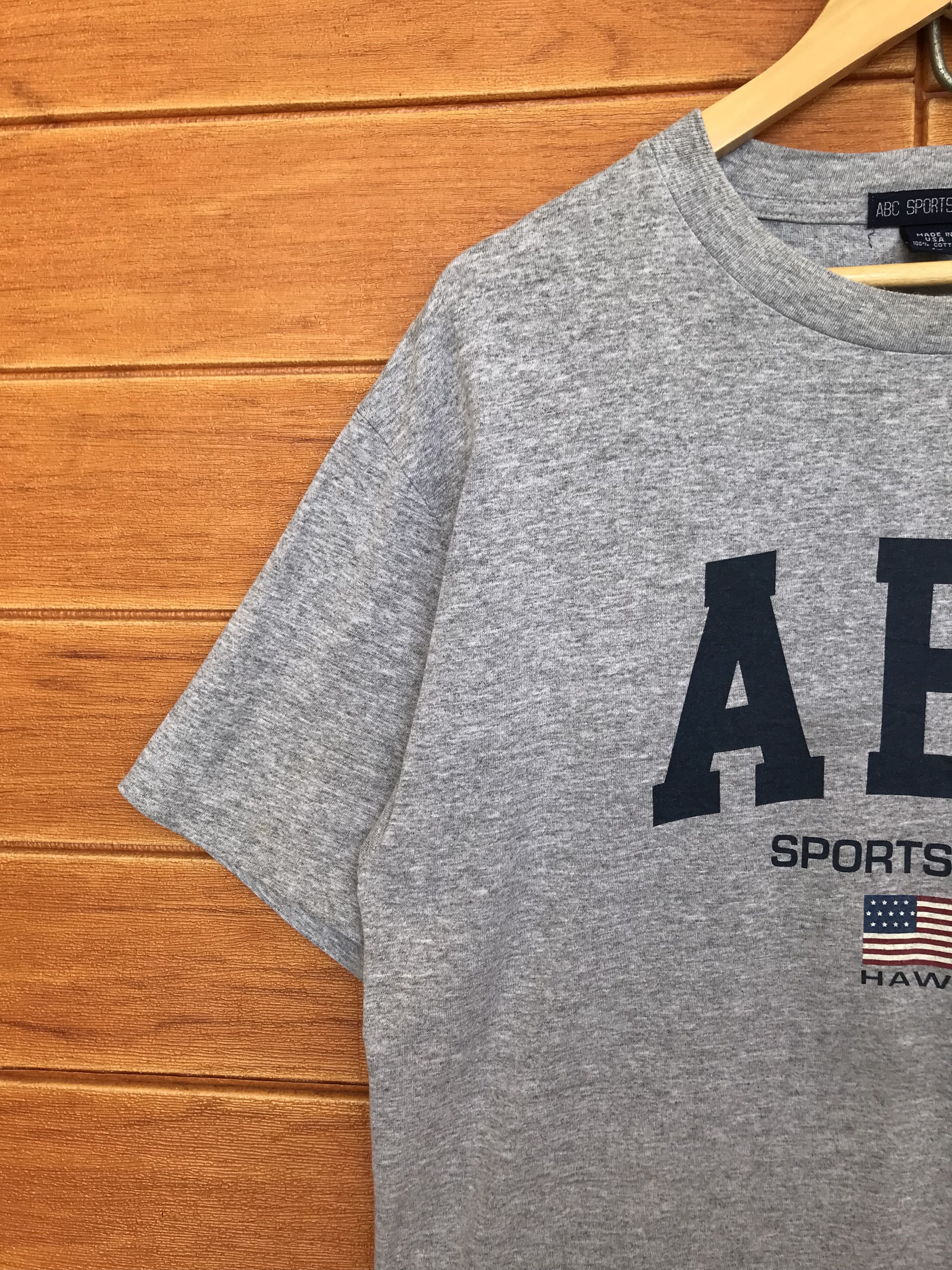 Vintage Vintage 90s ABC SPORTWEAR Hawaii T-Shirt Size US L / EU 52-54 / 3 - 6 Thumbnail