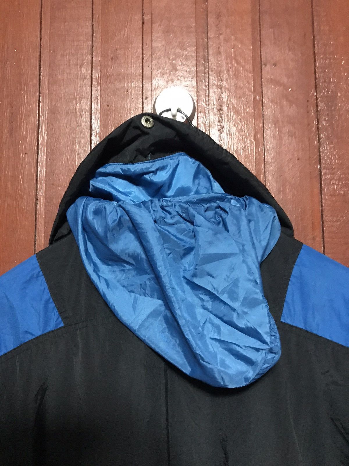 Columbia Vintage Columbia Half Zip Nylon Pullover Windbreaker Size US L / EU 52-54 / 3 - 10 Thumbnail