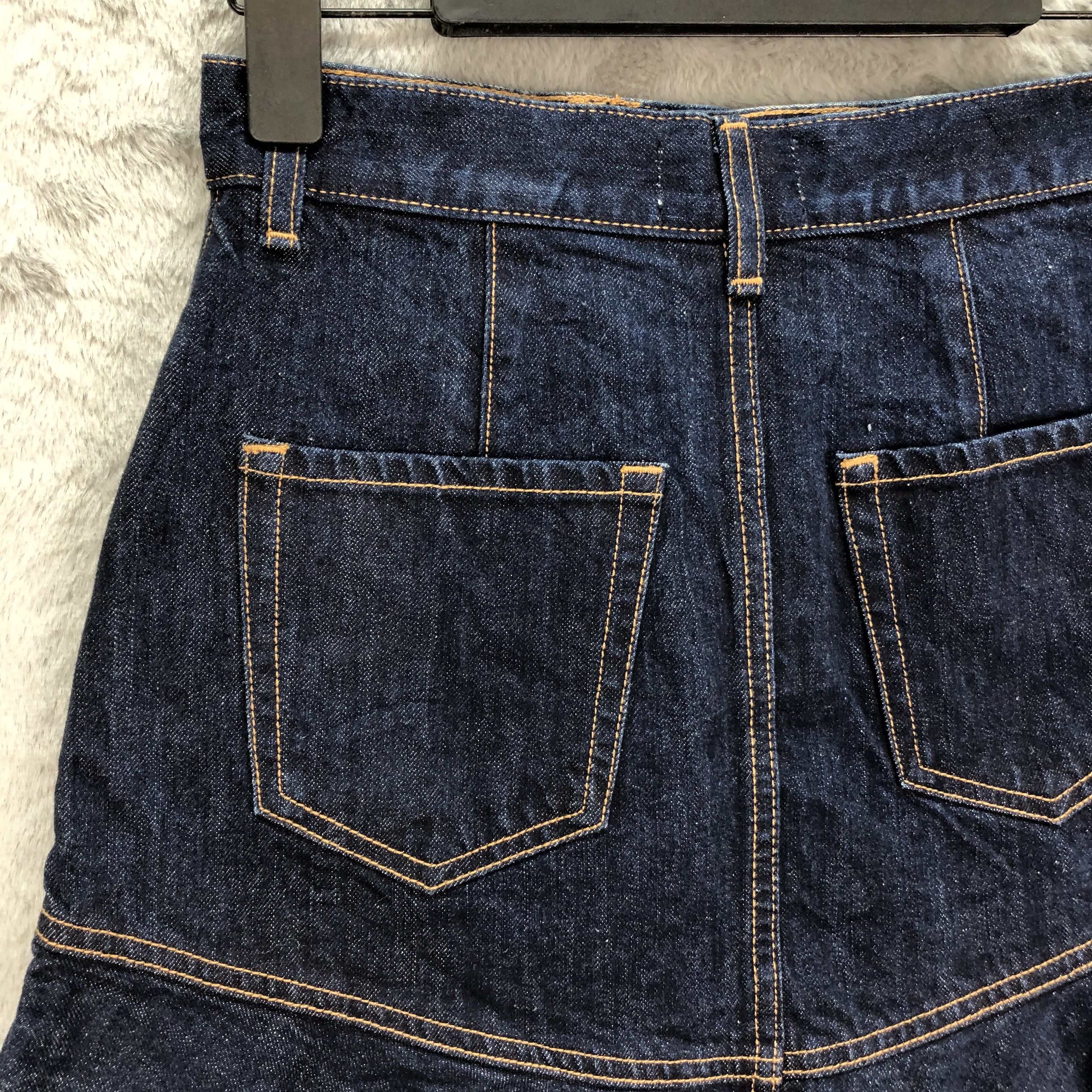 Japanese Brand SAILOR MOON X GU Japan Jeans Mini Skirt #5079-40 Size 27" / US 4 / IT 40 - 11 Thumbnail