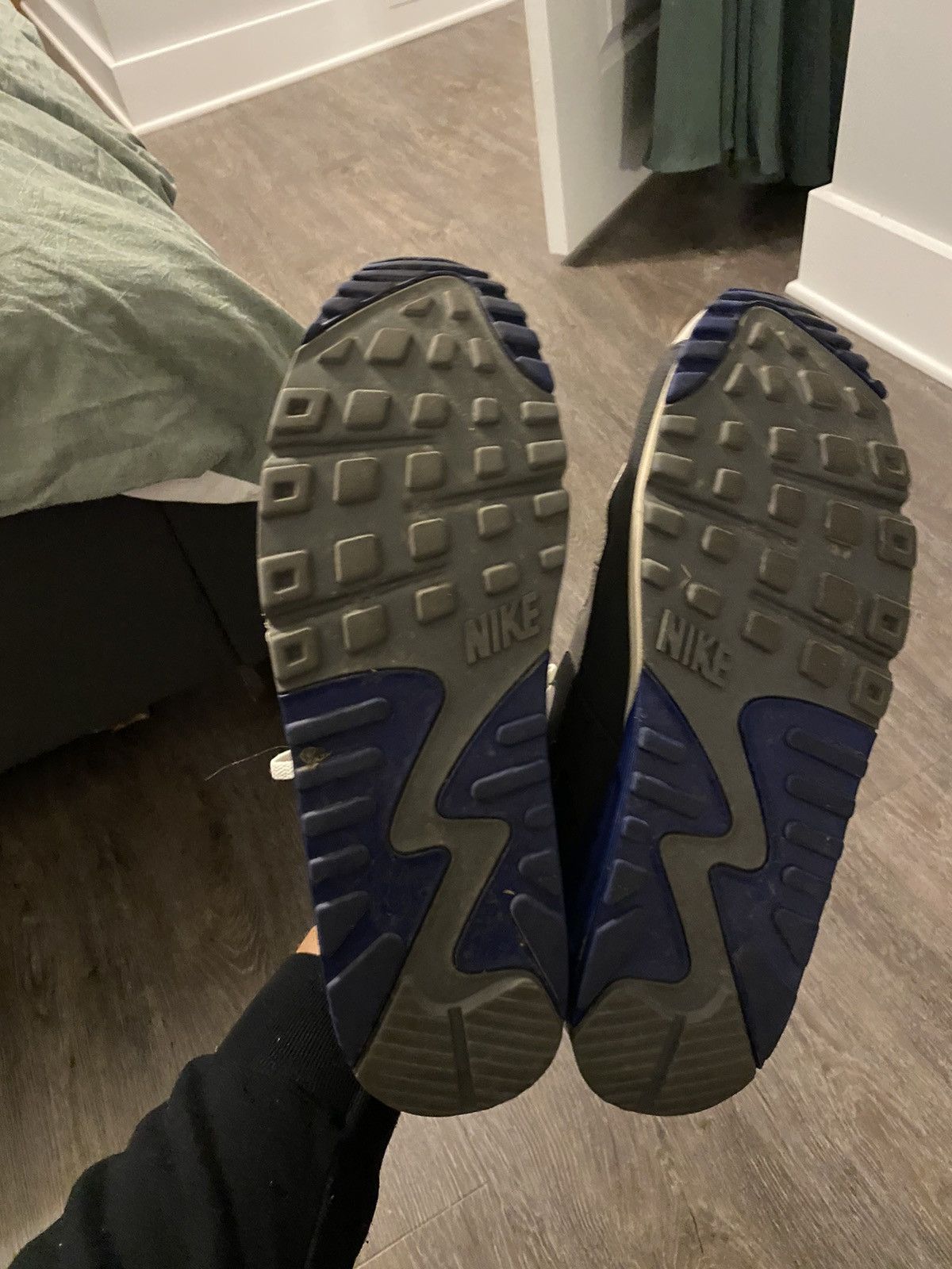Nike Nike Air Max Size US 13 / EU 46 - 4 Thumbnail
