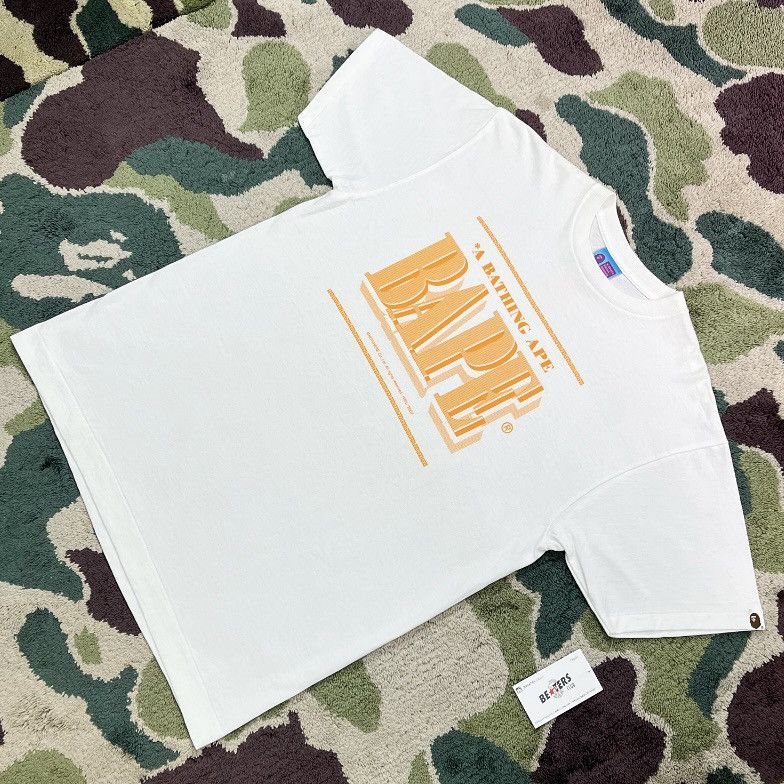 Bape 2007 A Bathing Ape “Bape®️” White T Size US L / EU 52-54 / 3 - 1 Thumbnail