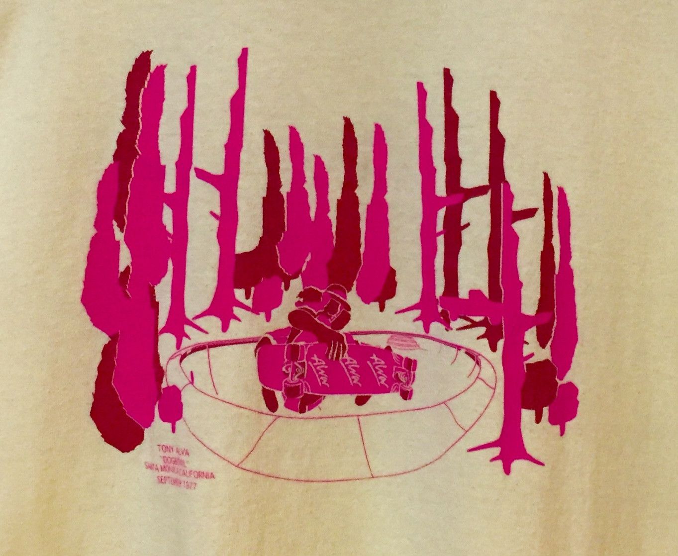 Hook-Ups TONY ALVA DOG BOWL SKATEBOARDER ALVA SKATE TSHIRT Size US M / EU 48-50 / 2 - 3 Thumbnail