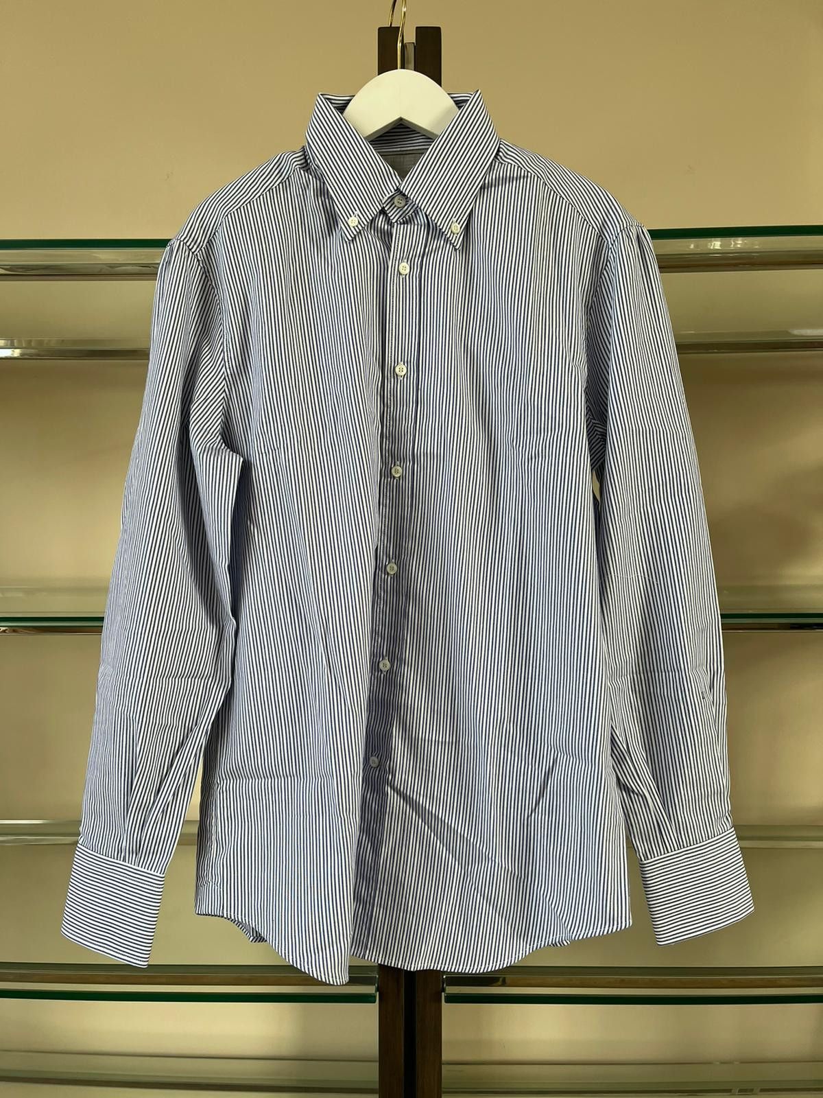 Brunello Cucinelli Basic Stripe Button Up in Blue / White Size US S / EU 44-46 / 1 - 4 Thumbnail