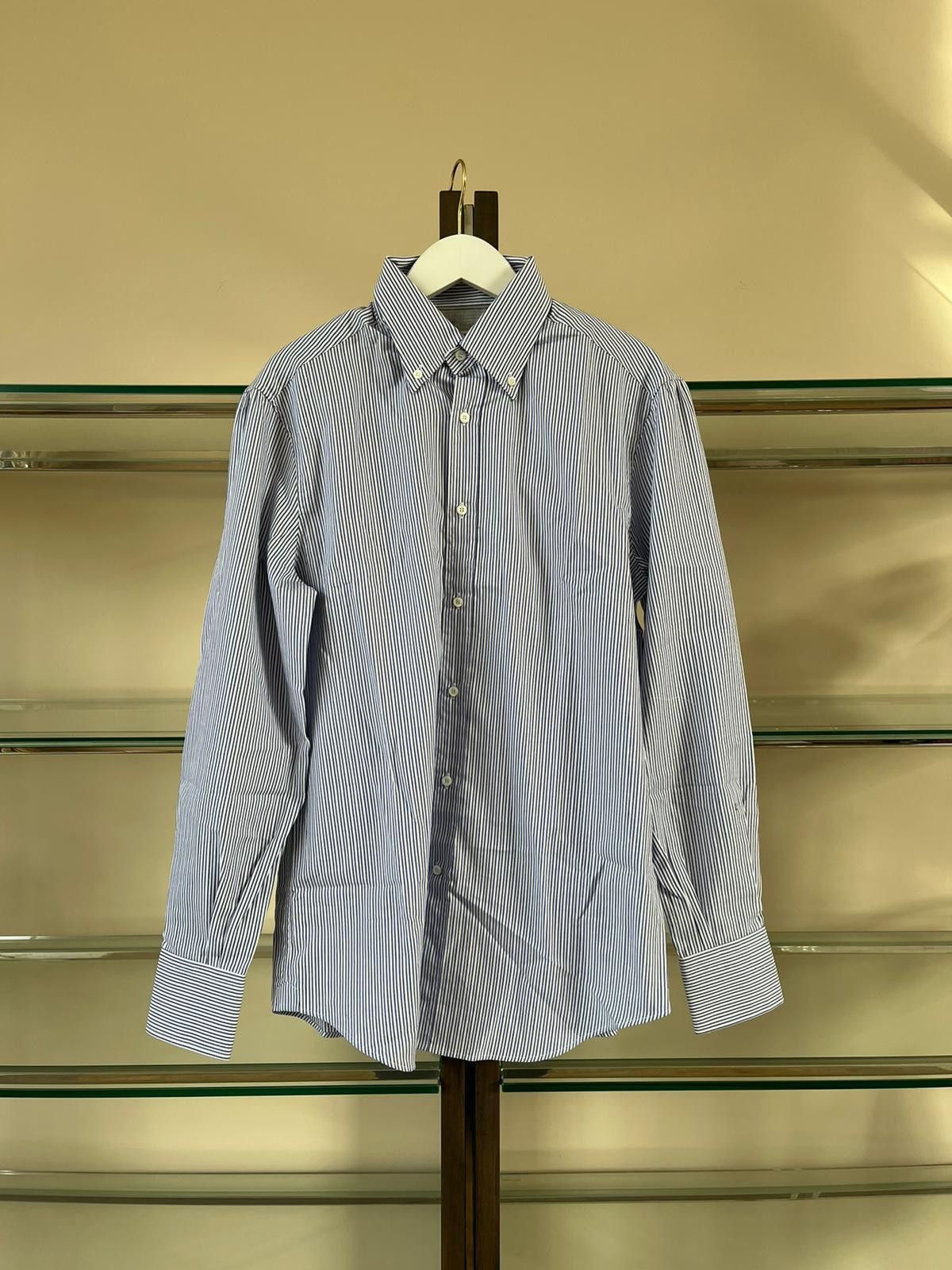 Brunello Cucinelli Basic Stripe Button Up in Blue / White Size US S / EU 44-46 / 1 - 1 Thumbnail