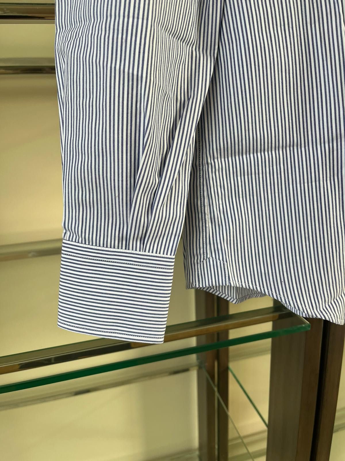 Brunello Cucinelli Basic Stripe Button Up in Blue / White Size US S / EU 44-46 / 1 - 3 Thumbnail