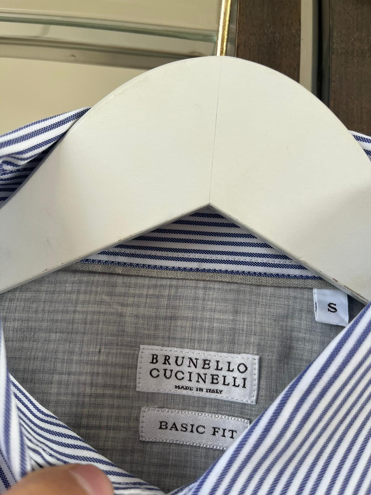 Brunello Cucinelli Basic Stripe Button Up in Blue / White Size US S / EU 44-46 / 1 - 12 Thumbnail