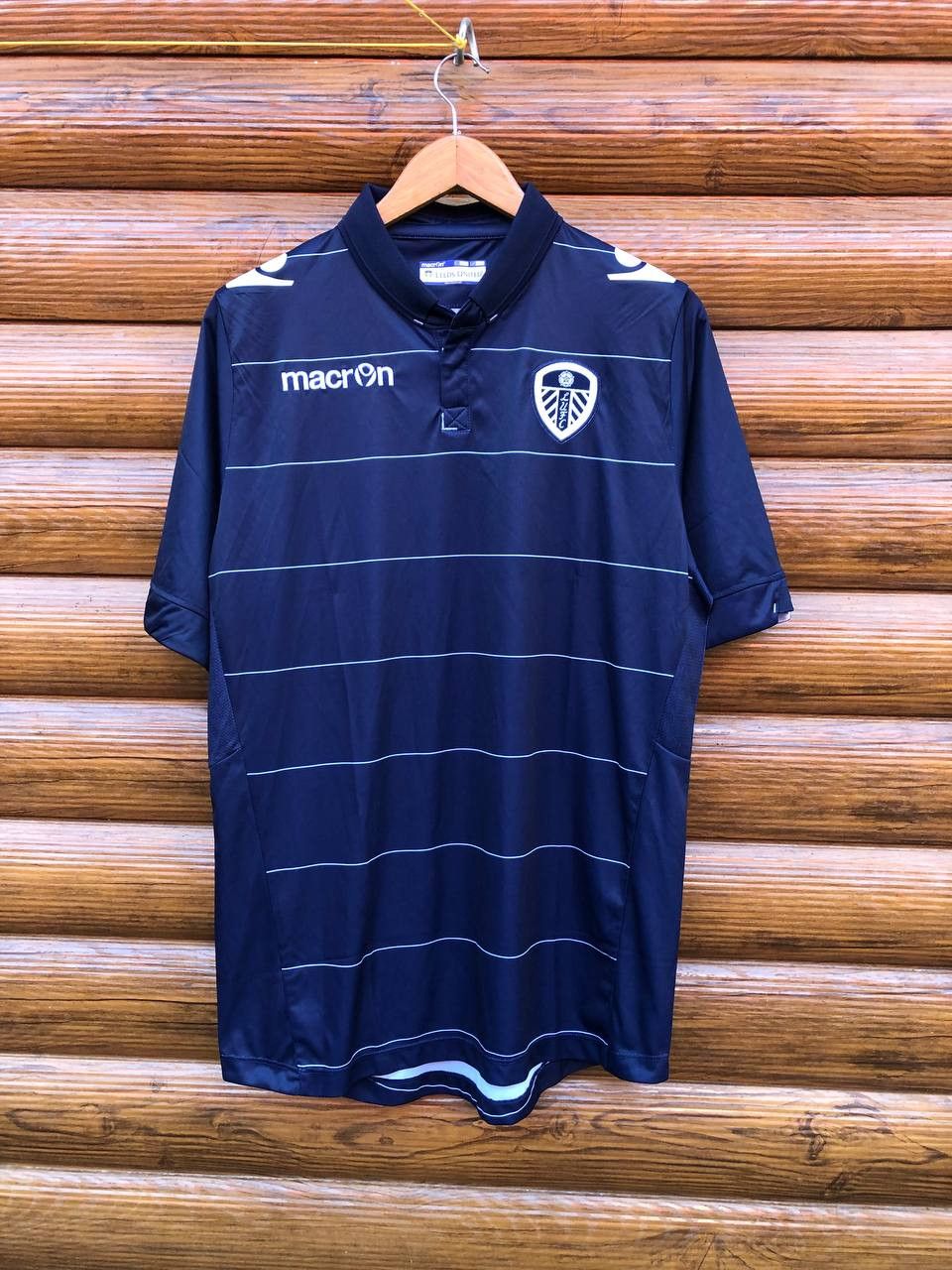 Macron Macron Leeds United FC football shirt, soccer jersey Size US XL / EU 56 / 4 - 1 Thumbnail