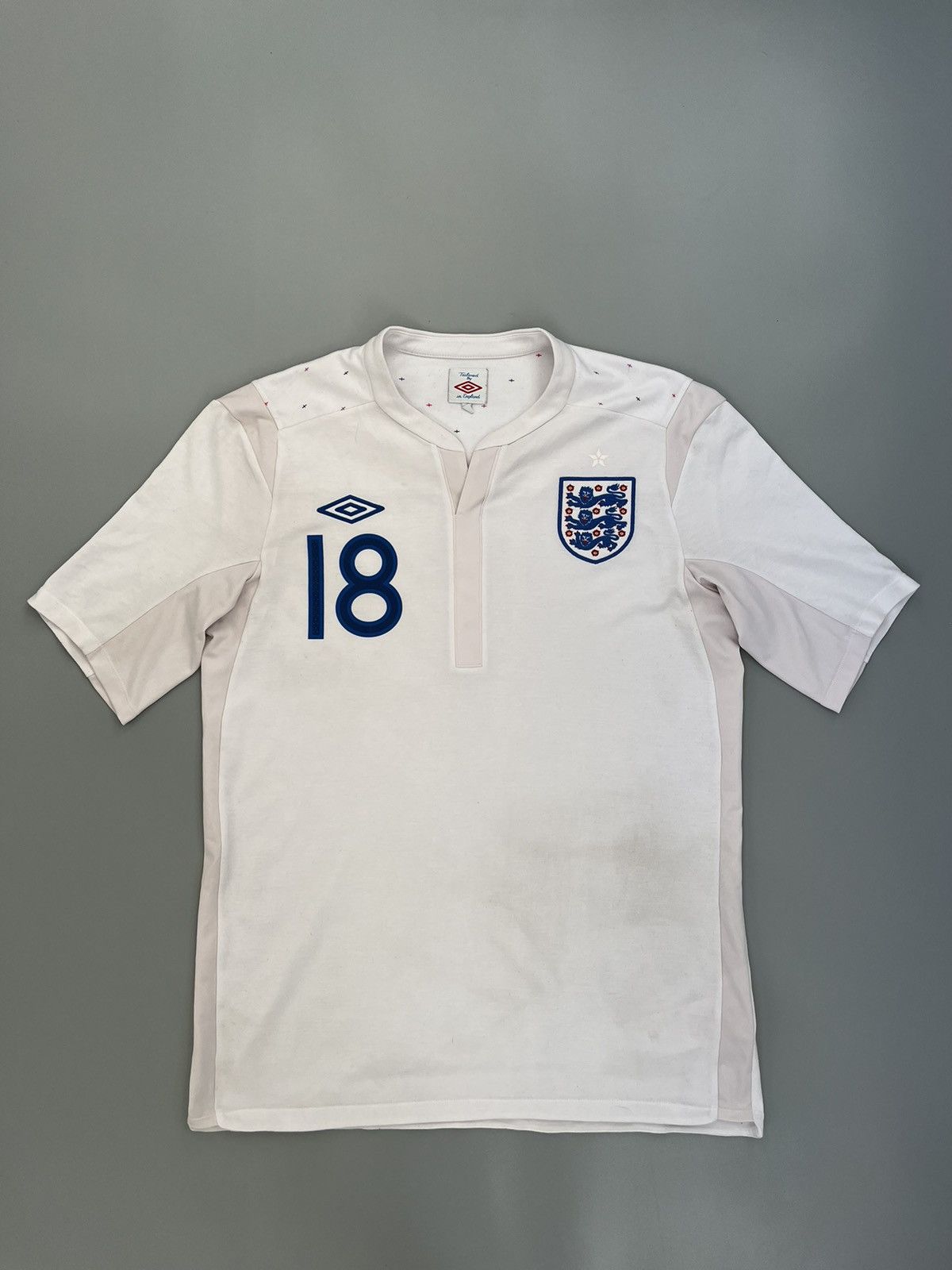Umbro Vintage soccer jersey England Umbro 18 Davies Size US L / EU 52-54 / 3 - 1 Thumbnail