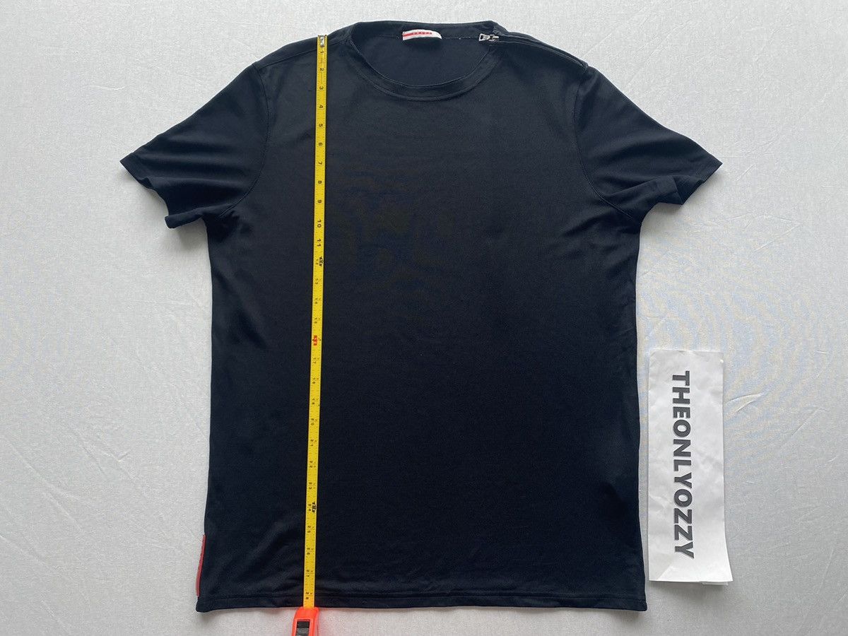Prada Prada Vintage Red Tab Logo Zipped Black T-Shirt Size US L / EU 52-54 / 3 - 3 Thumbnail