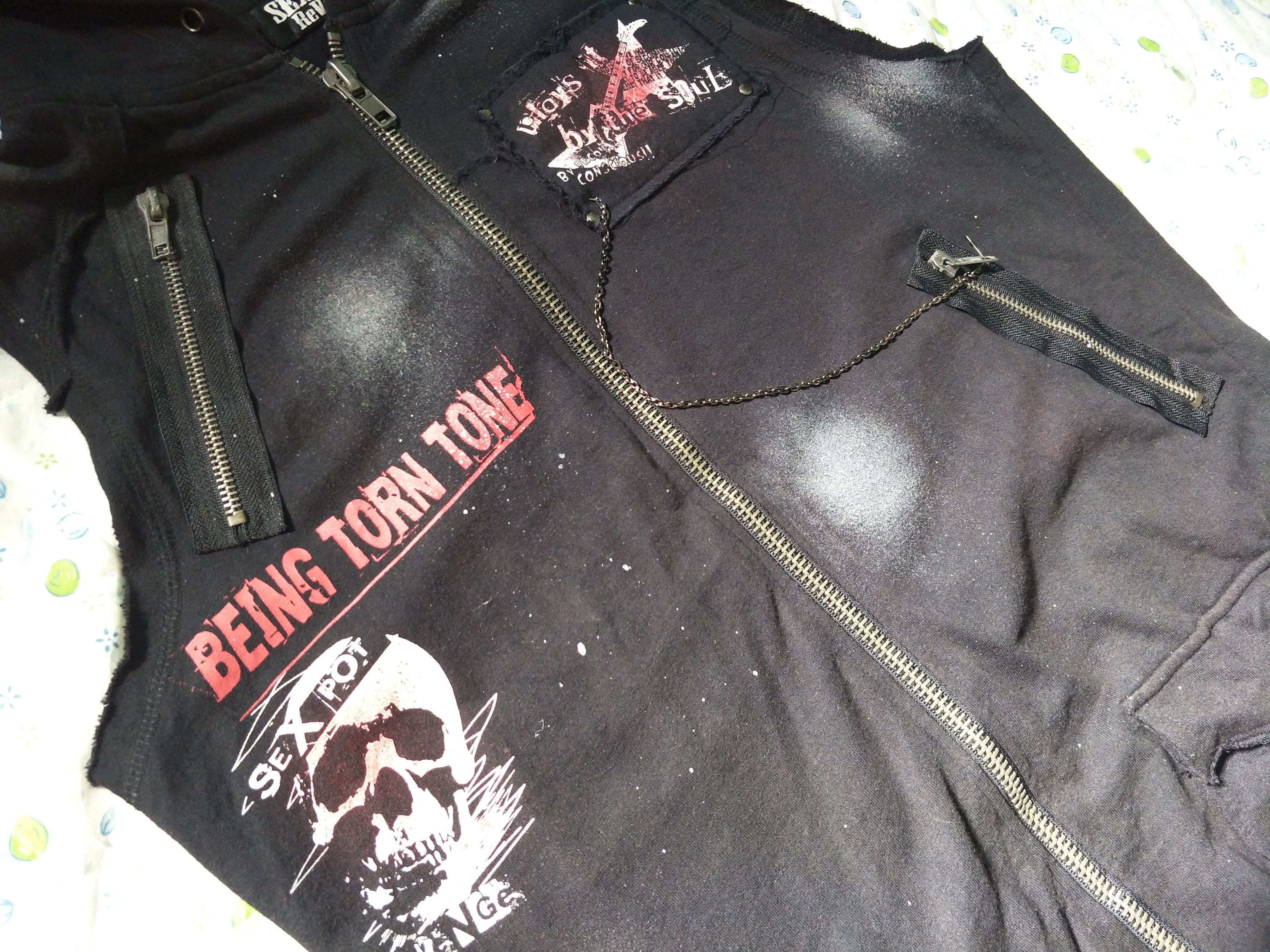 Japanese Brand SEX POT REVENGE SEDITIONARIES SLEEVELESS SWEATSHIRT PUNK Size US M / EU 48-50 / 2 - 4 Thumbnail