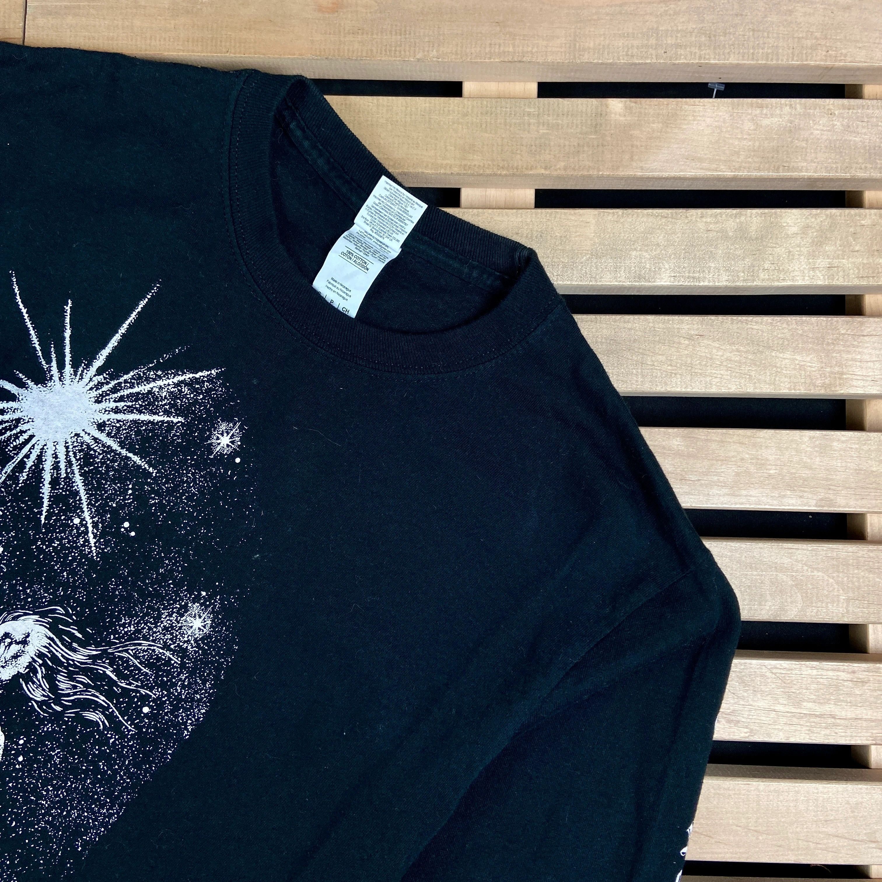 Band Tees × Vintage Mens Vintage T Shirt Long Sleeve Crimson Throne Size S Size US S / EU 44-46 / 1 - 2 Thumbnail
