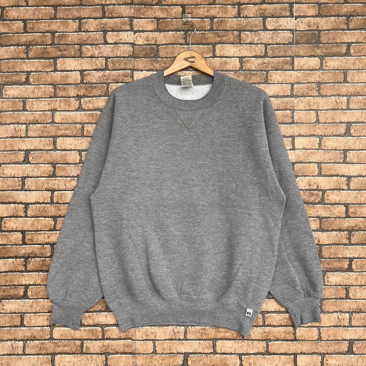 Russell Athletic × Vintage Vintage Russell Athletic Grey Crewneck Sweatshirt Large Size Size US L / EU 52-54 / 3 - 1 Thumbnail