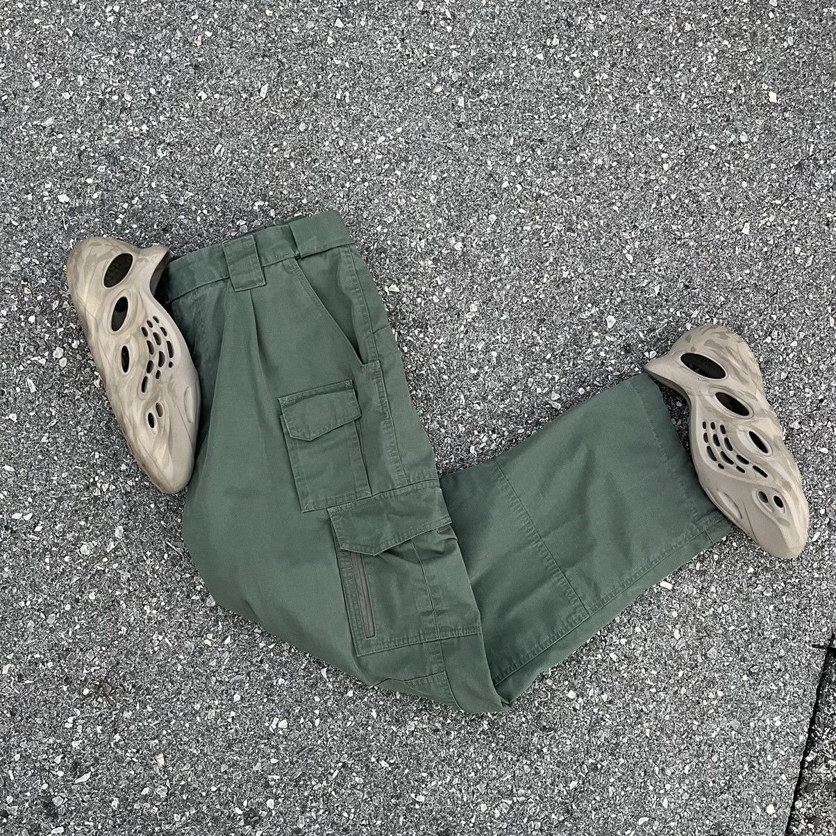 Carhartt × Dickies × Vintage Vintage Y2K 2000s Carhartt Style Cargo Pants Size US 32 / EU 48 - 3 Thumbnail