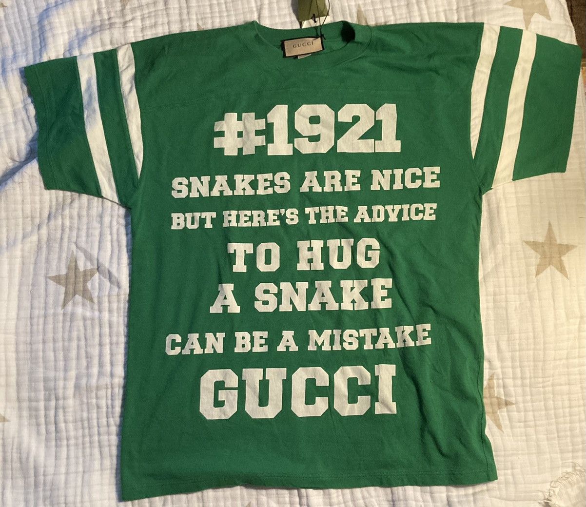 Gucci Gucci To Hug A Snake T-Shirt Green | Grailed