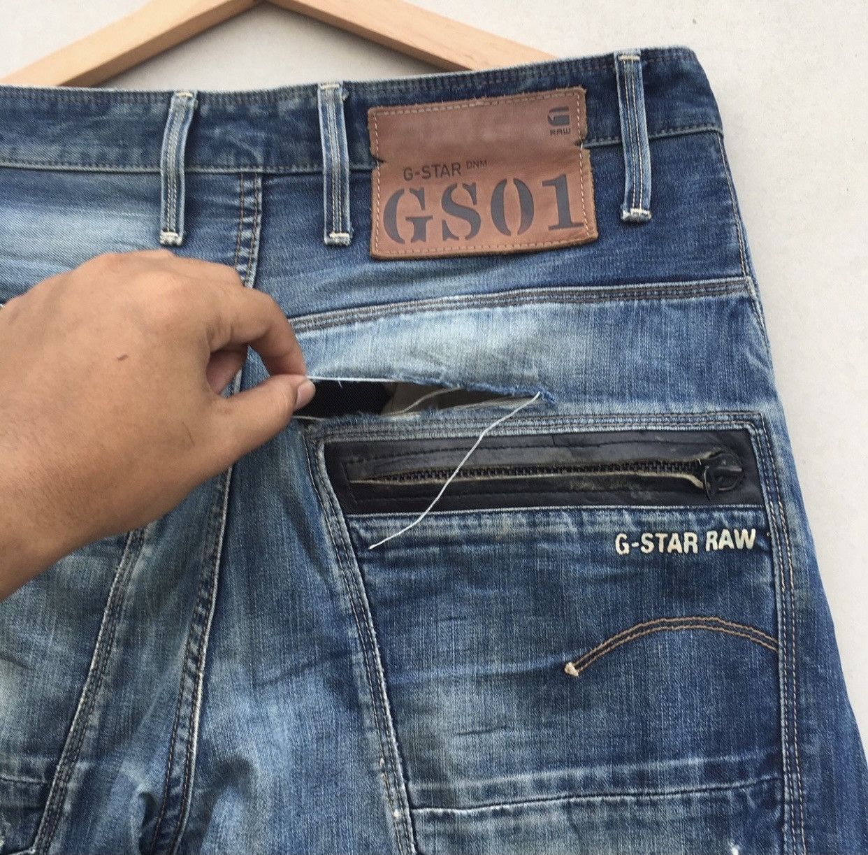 G-Star Distressed Gstar Raw Riley Loose Tapered Acid Wash Denim Size US 34 / EU 50 - 11 Thumbnail