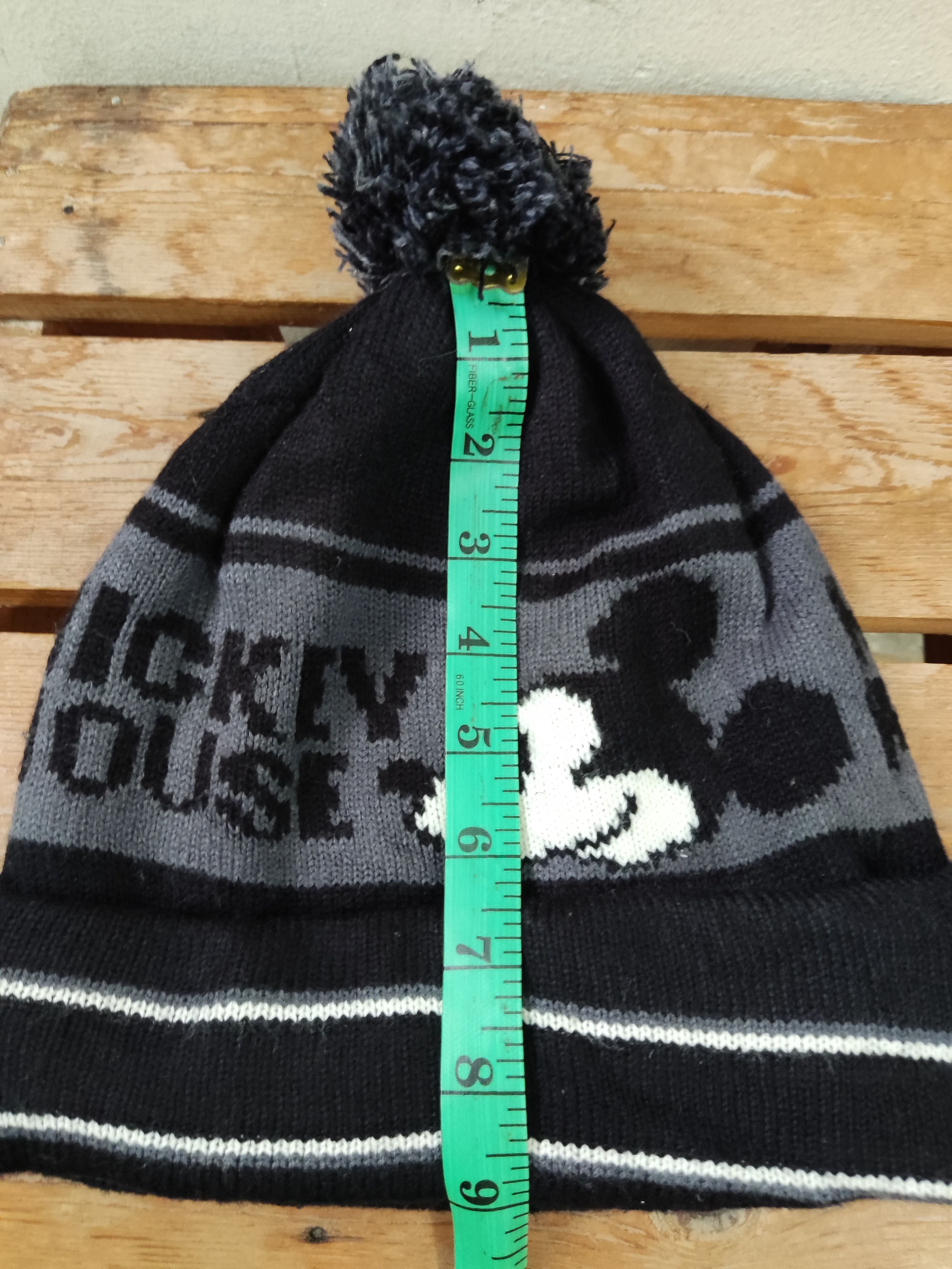 Disney Disney Mickey Mouse Pom Beanie Hat Disneyland Size ONE SIZE - 10 Thumbnail