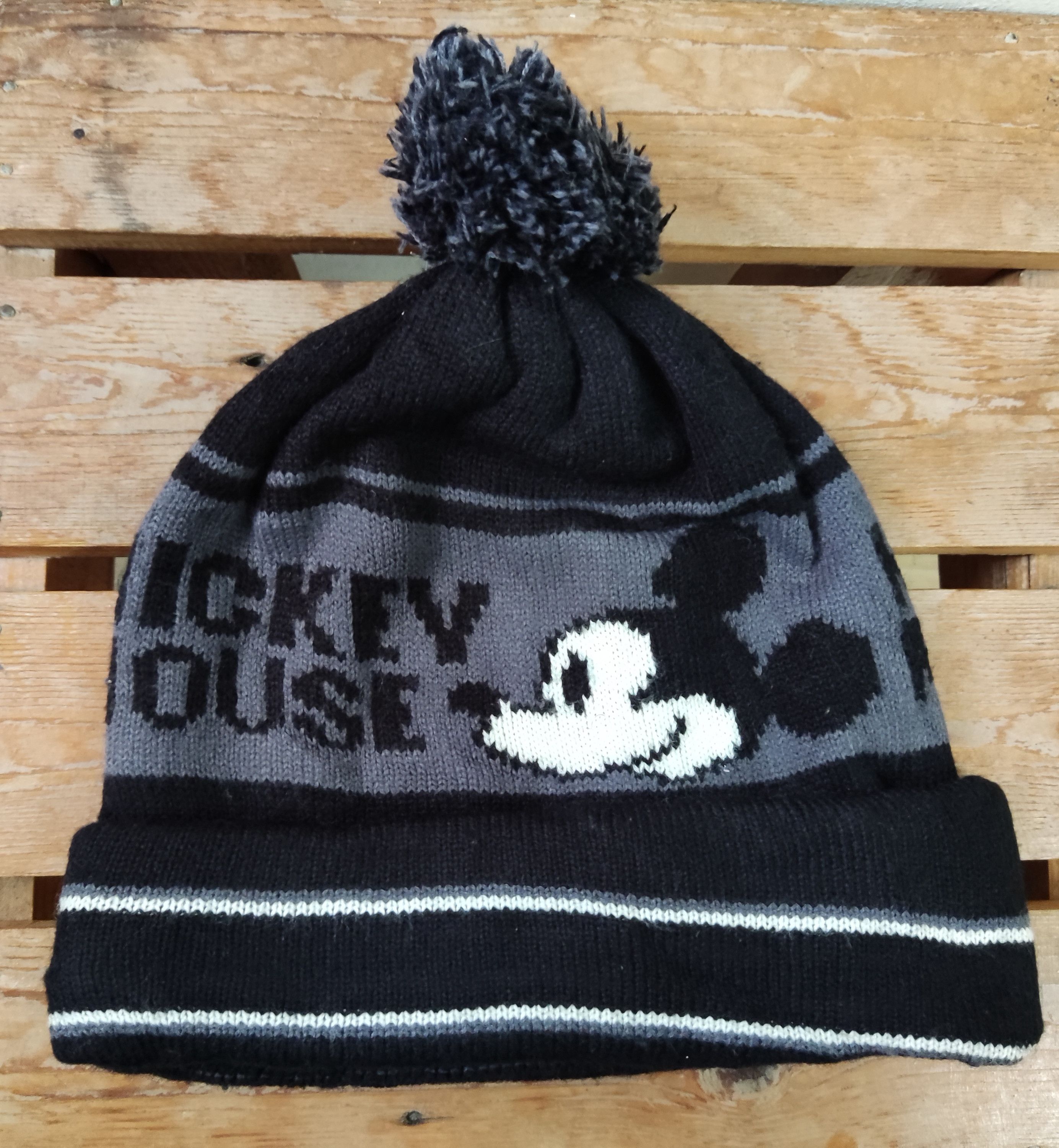 Disney Disney Mickey Mouse Pom Beanie Hat Disneyland Size ONE SIZE - 8 Thumbnail