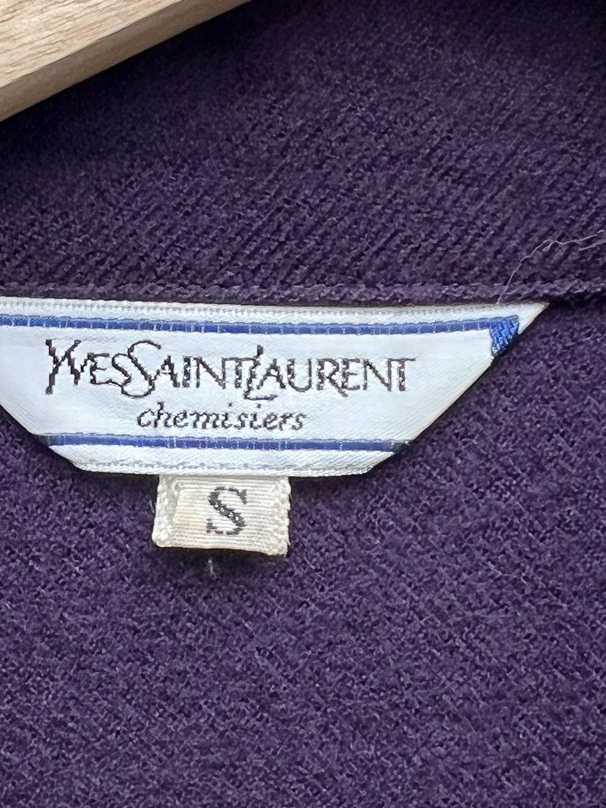 Vintage × Yves Saint Laurent Yves Saint Laurent chemisiers purple single breasted Size S / US 4 / IT 40 - 2 Thumbnail