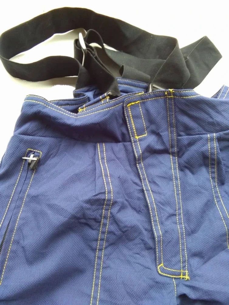 Other ❤FINAL DROP❤SASQUATCH SKI OVERALL Size US 31 - 8 Thumbnail