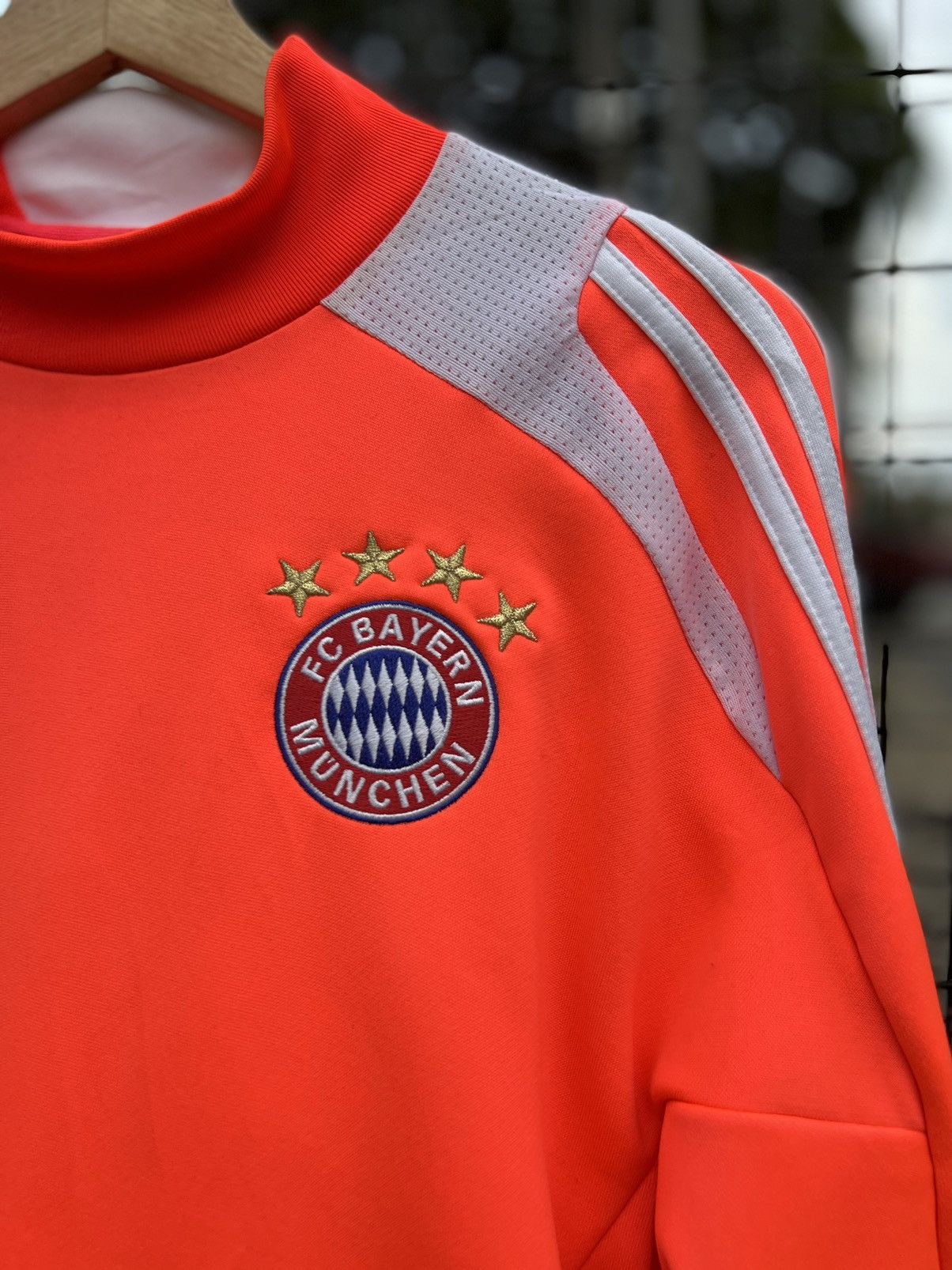 Adidas Sample item Adidas long sleeve Jersey Bayern Munich Size US L / EU 52-54 / 3 - 3 Thumbnail