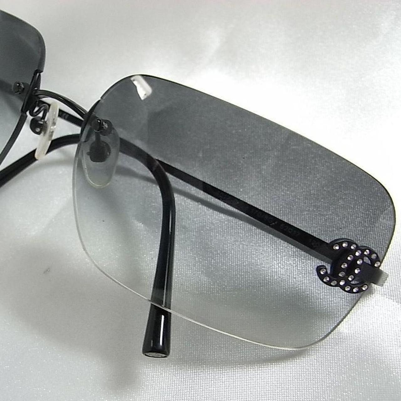 Chanel Coco Chanel Mark Sunglasses 4017-D Size ONE SIZE - 2 Thumbnail