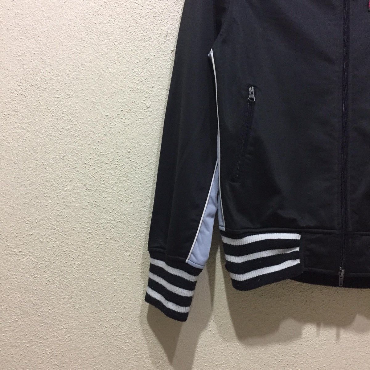 Hang Ten × Vintage Vintage Hang Ten Sweatshirt spellout Big Logo Size L Size US L / EU 52-54 / 3 - 2 Thumbnail