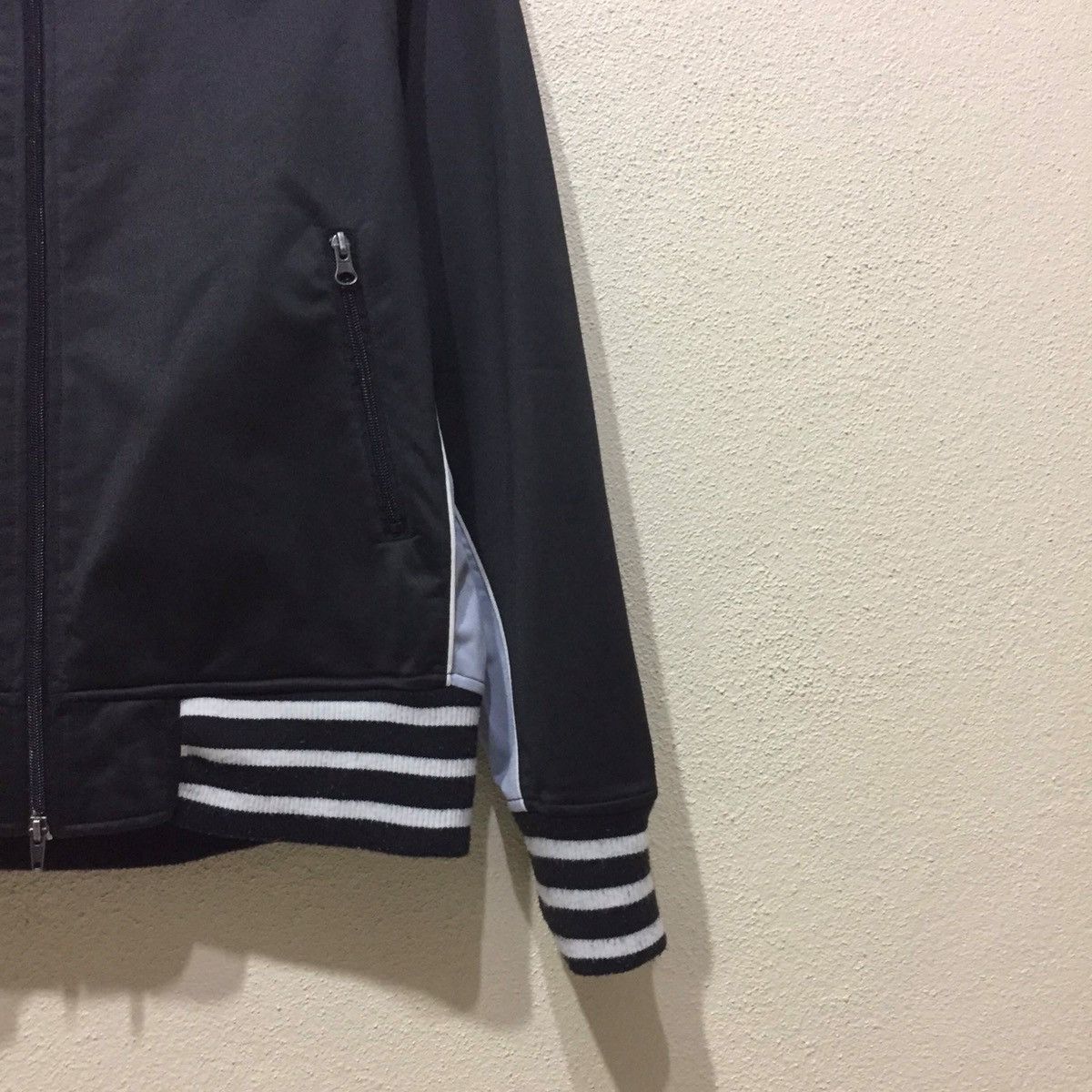 Hang Ten × Vintage Vintage Hang Ten Sweatshirt spellout Big Logo Size L Size US L / EU 52-54 / 3 - 3 Thumbnail