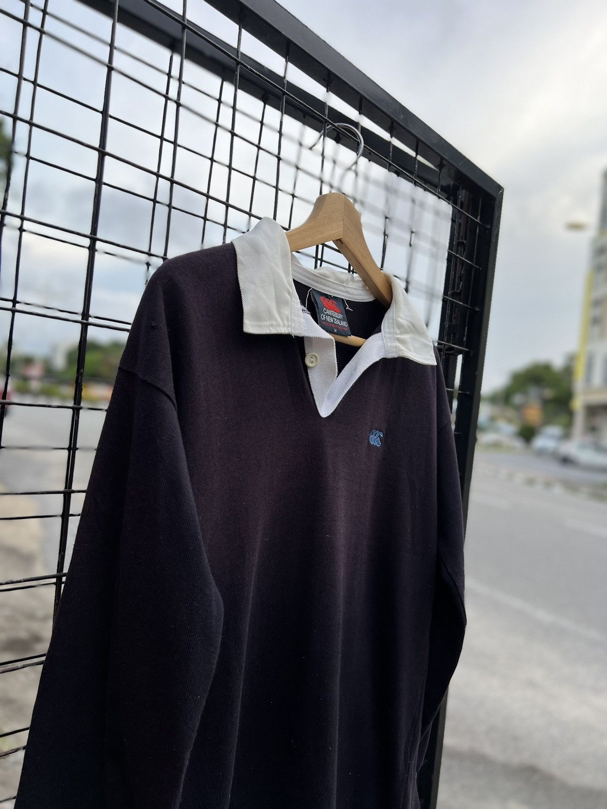Canterbury of New Zealand Canterbury all black vintage long sleeve Polo tee nice Size US M / EU 48-50 / 2 - 4 Thumbnail