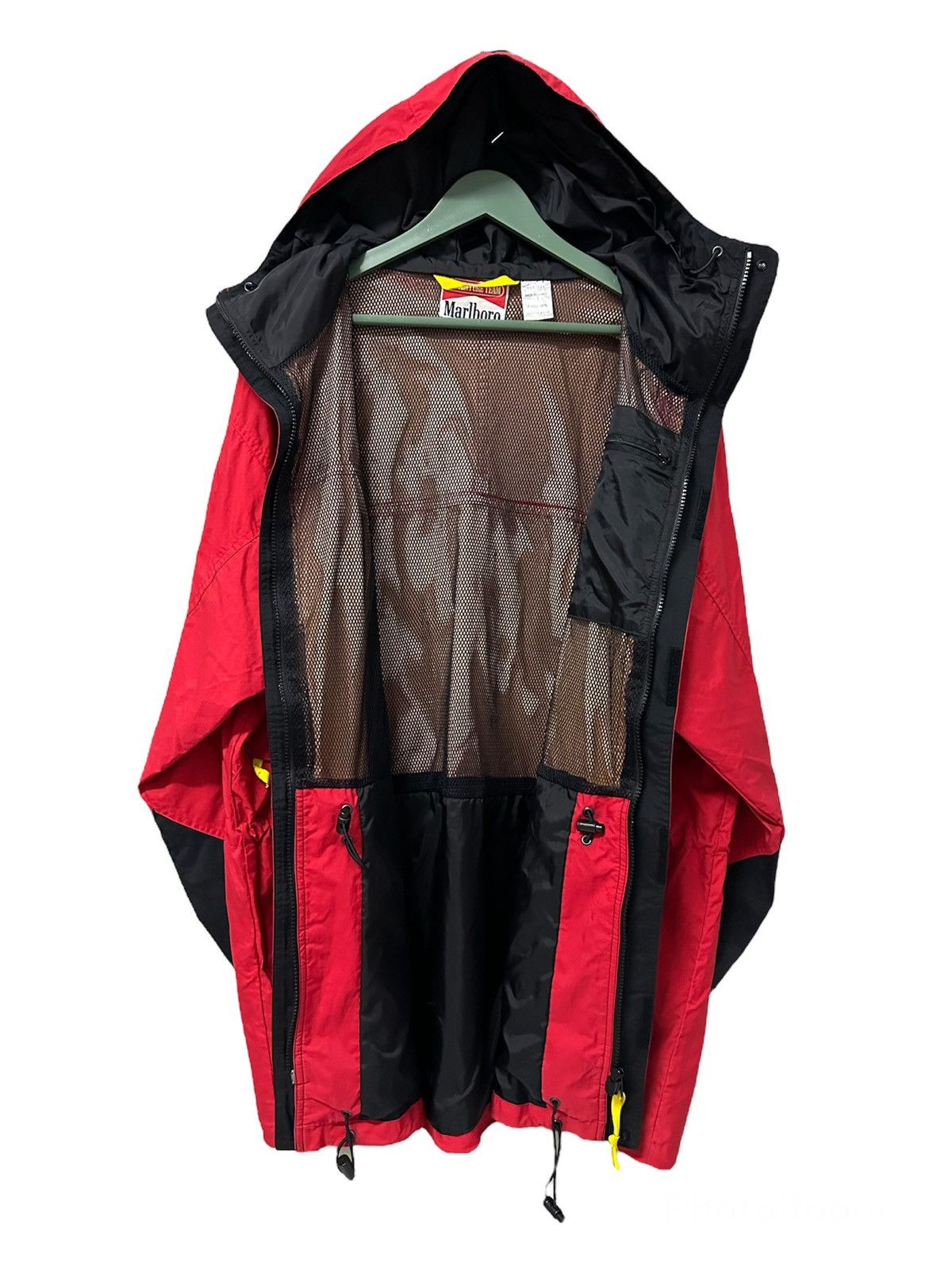 Vintage MARLBORO ADVENTURE TEAM Multipocket Hoodie Jacket