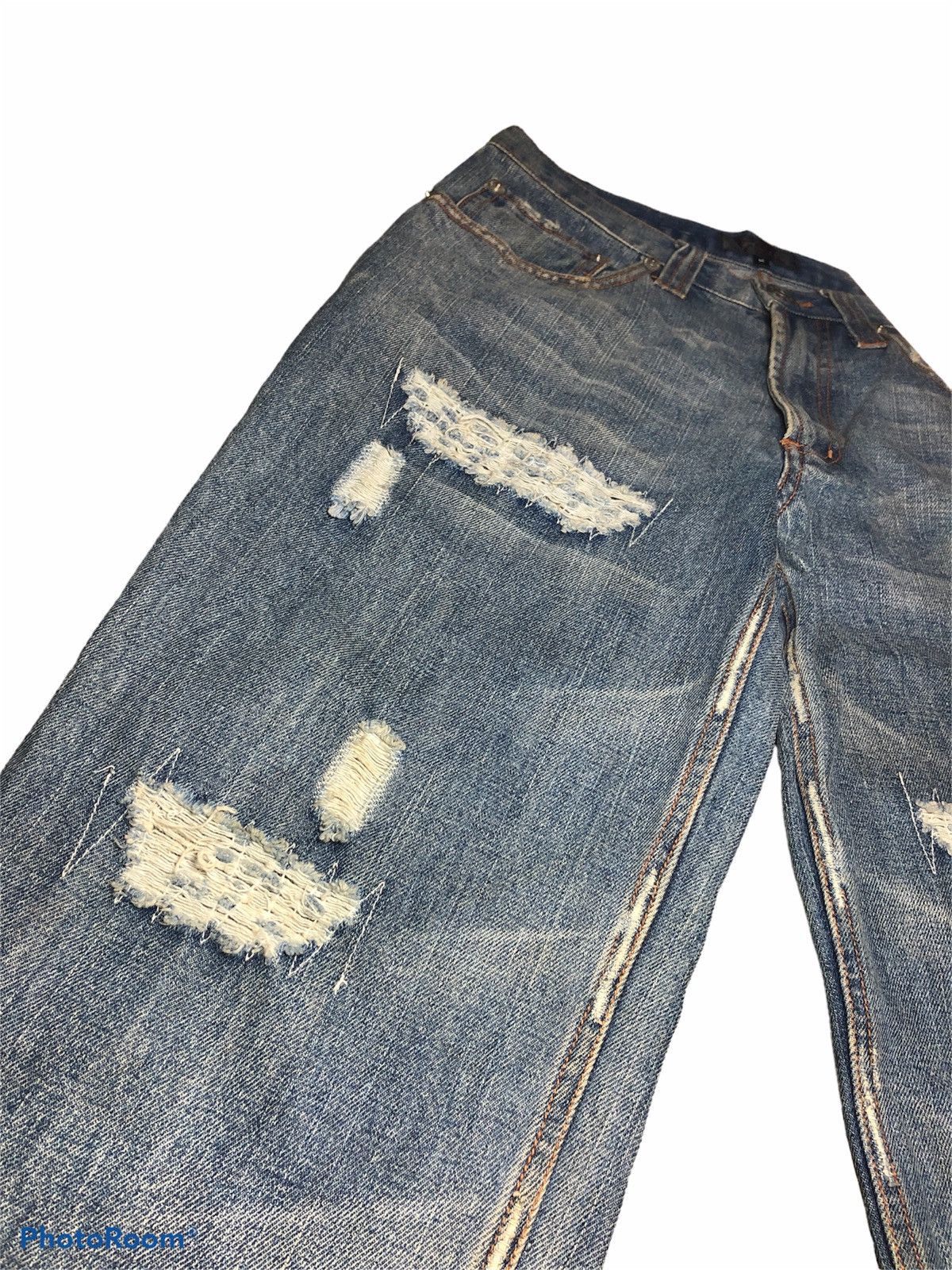 Japanese Brand DISTRESSED WASHED BLUE DENIM BY ZEROSAIL Size US 29 - 4 Thumbnail