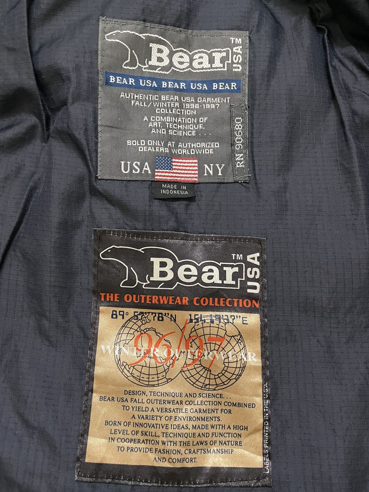 Vintage Vintage Bear Puffer Jacket Riversible Size US L / EU 52-54 / 3 - 14 Thumbnail