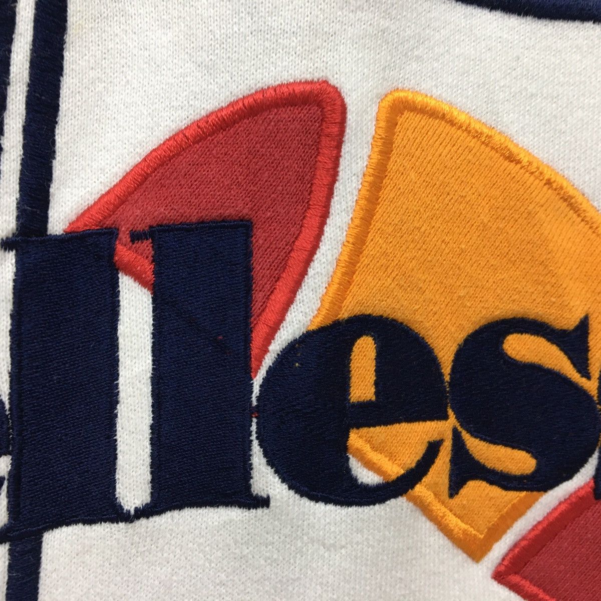 Ellesse Vintage 90s ELLESSE Sweatshirt Embroidered Big Logo Size US M / EU 48-50 / 2 - 7 Thumbnail
