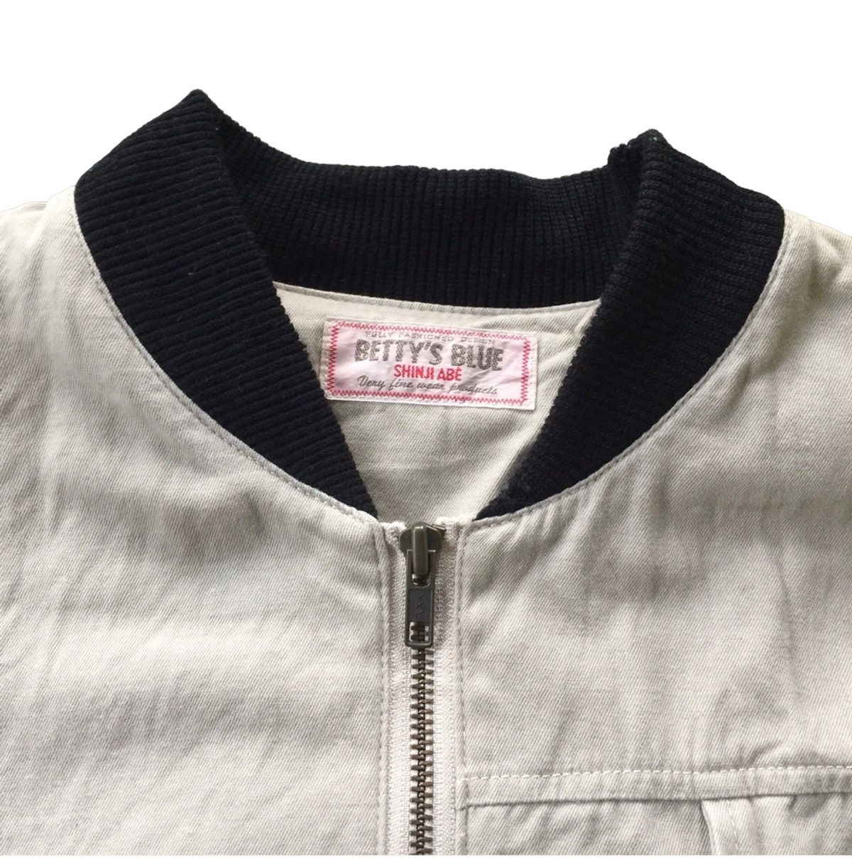 Japanese Brand 🇯🇵 Betty’s Blue Shinje Abe 🇯🇵 Size US L / EU 52-54 / 3 - 6 Thumbnail