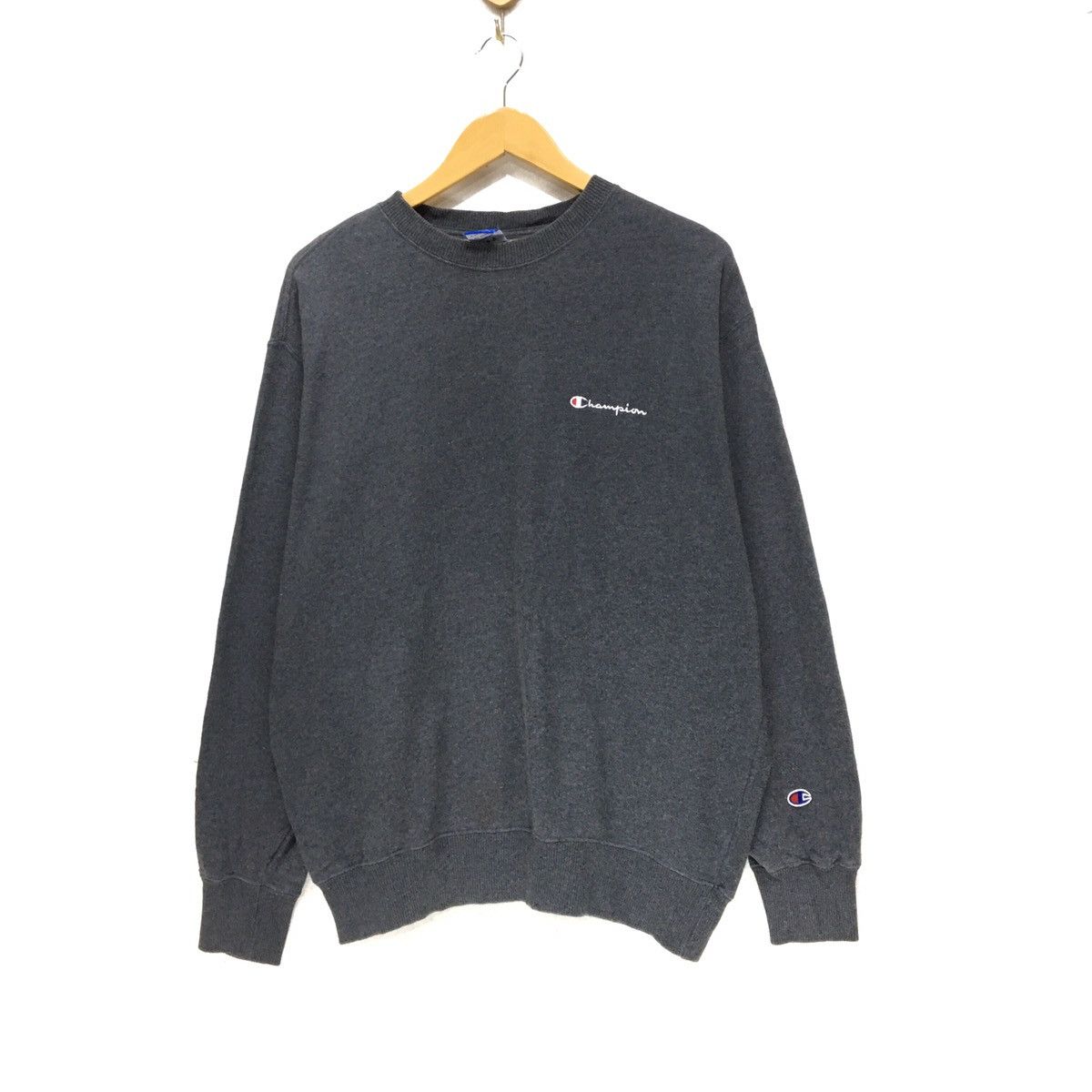 Champion Champion Crewneck Sweatshirt Embroidered Small Logo Size US L / EU 52-54 / 3 - 3 Thumbnail