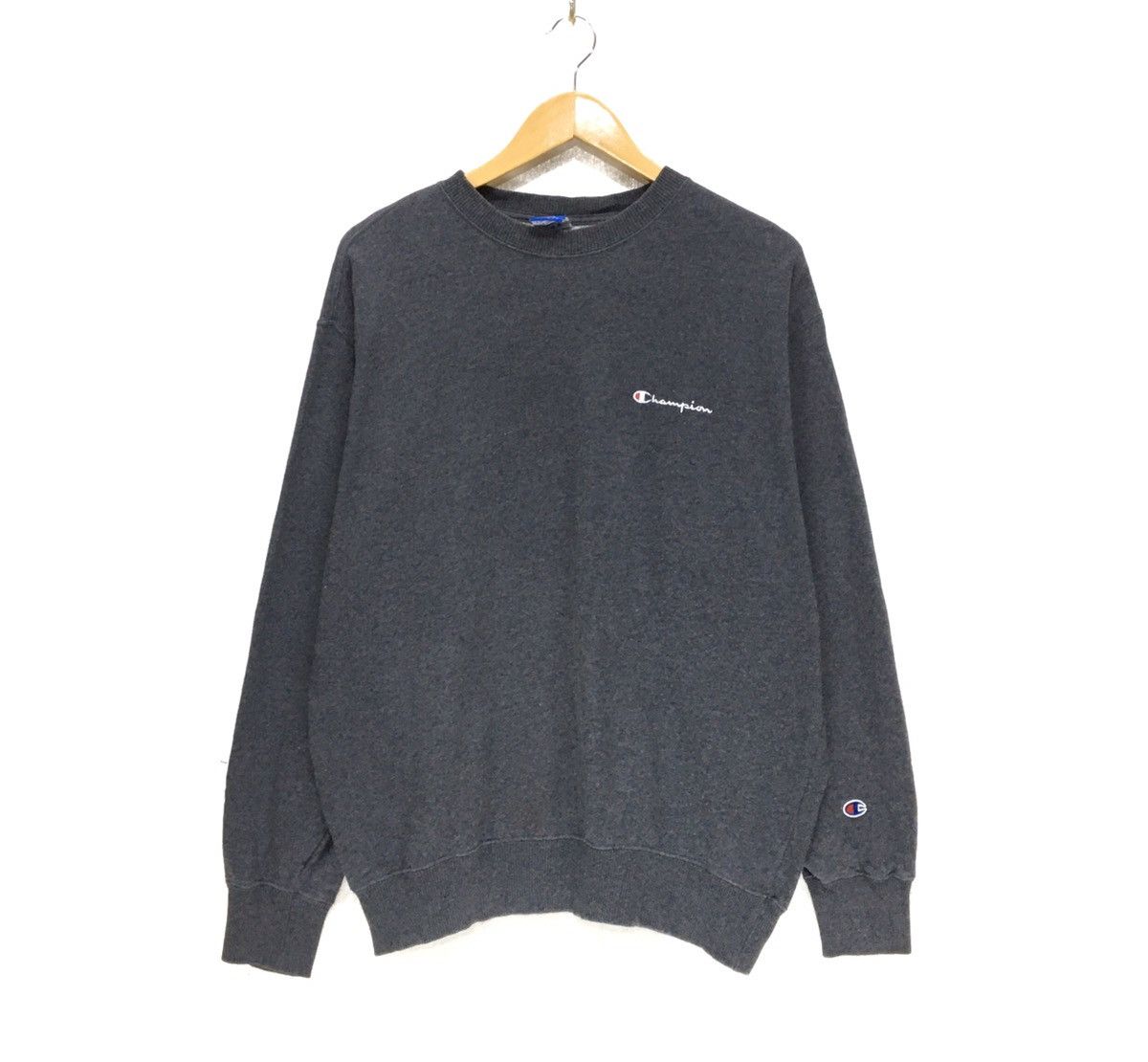 Champion Champion Crewneck Sweatshirt Embroidered Small Logo Size US L / EU 52-54 / 3 - 1 Thumbnail