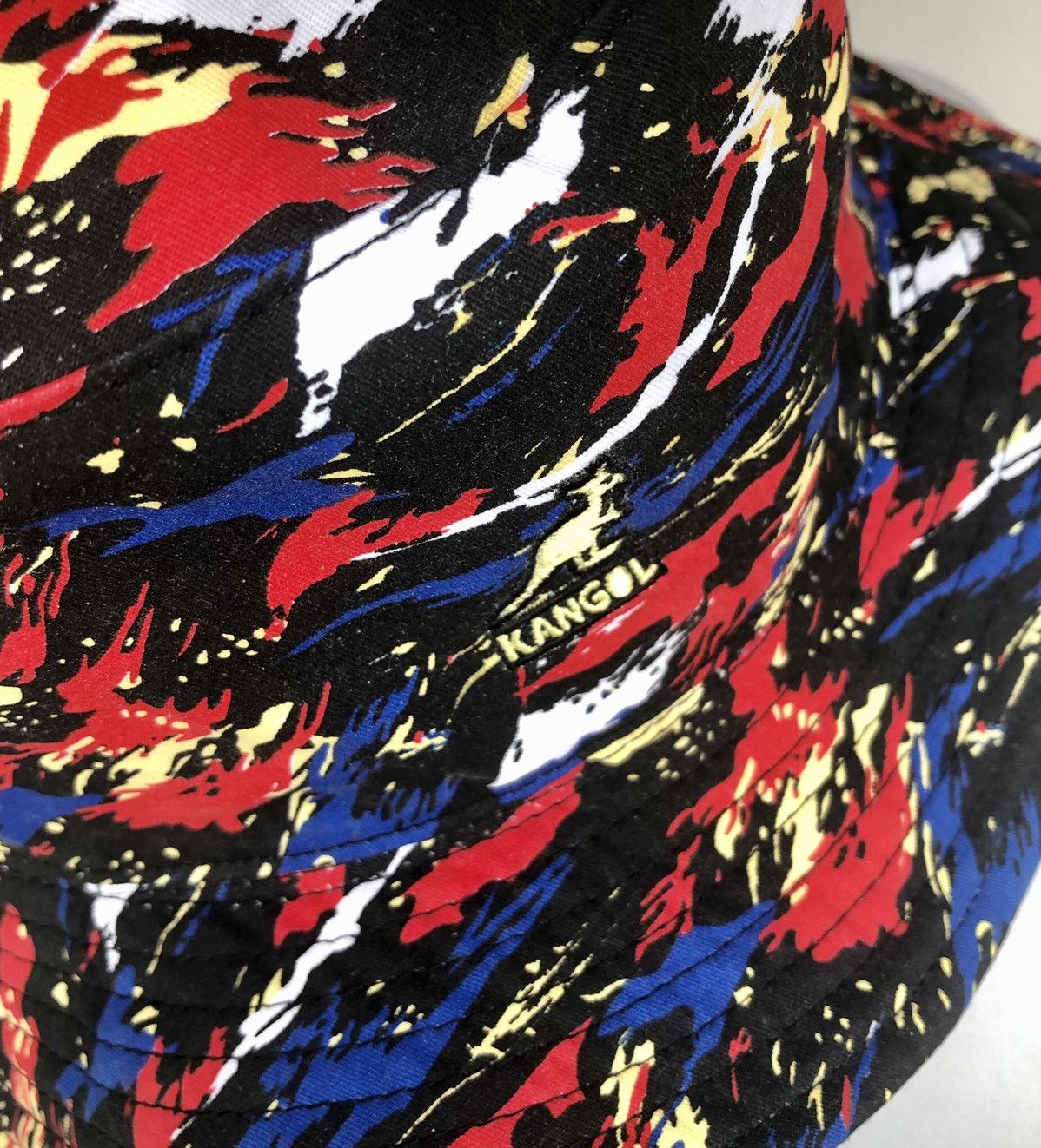 Kangol Digi Reversible Bucket Hat (20%Wool) LARGE + STICKER Size ONE SIZE - 3 Thumbnail