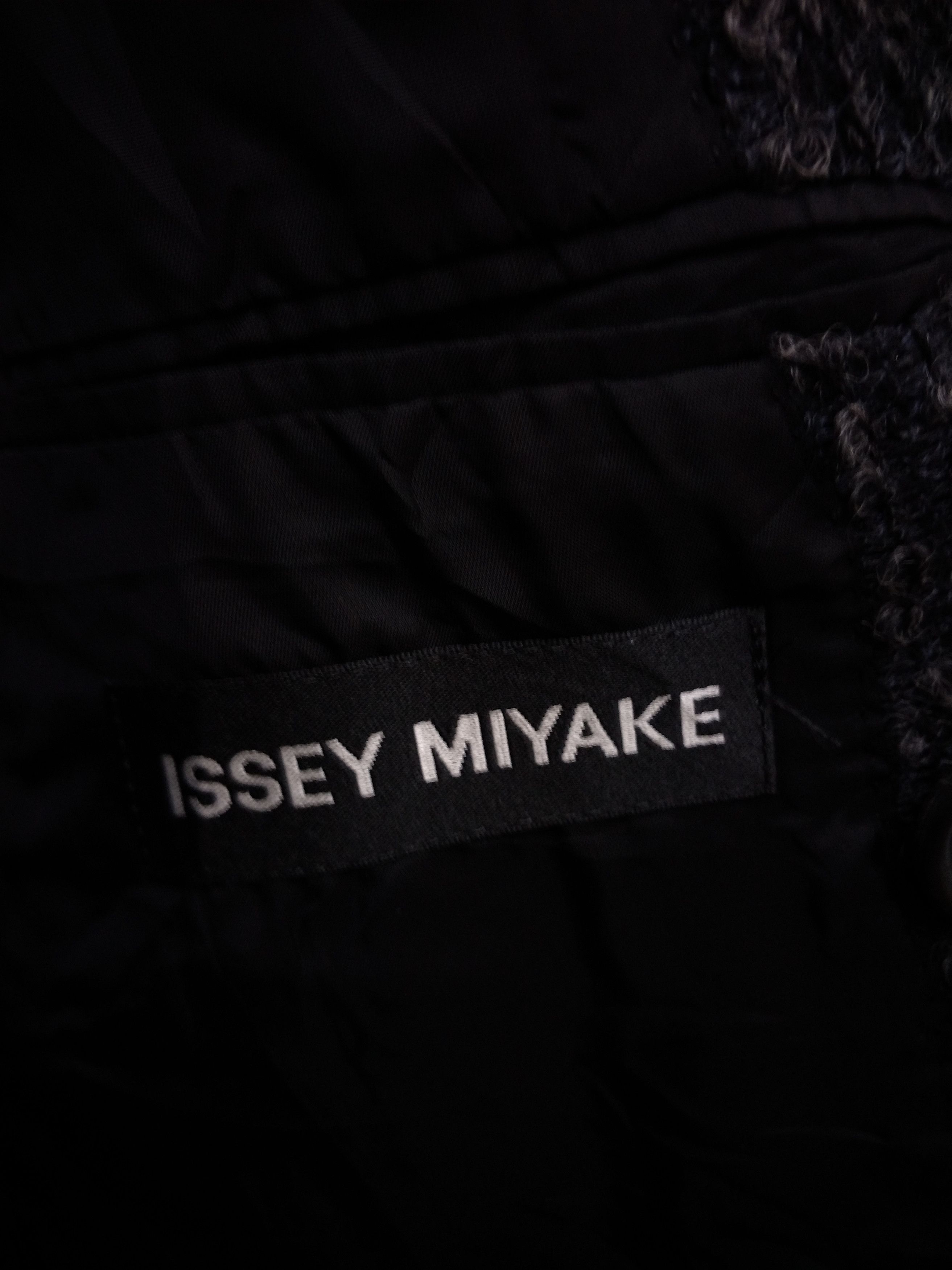 Issey Miyake Issey Miyake Mohair Hairy Double Breasted Coat Vintage Size US M / EU 48-50 / 2 - 15 Thumbnail
