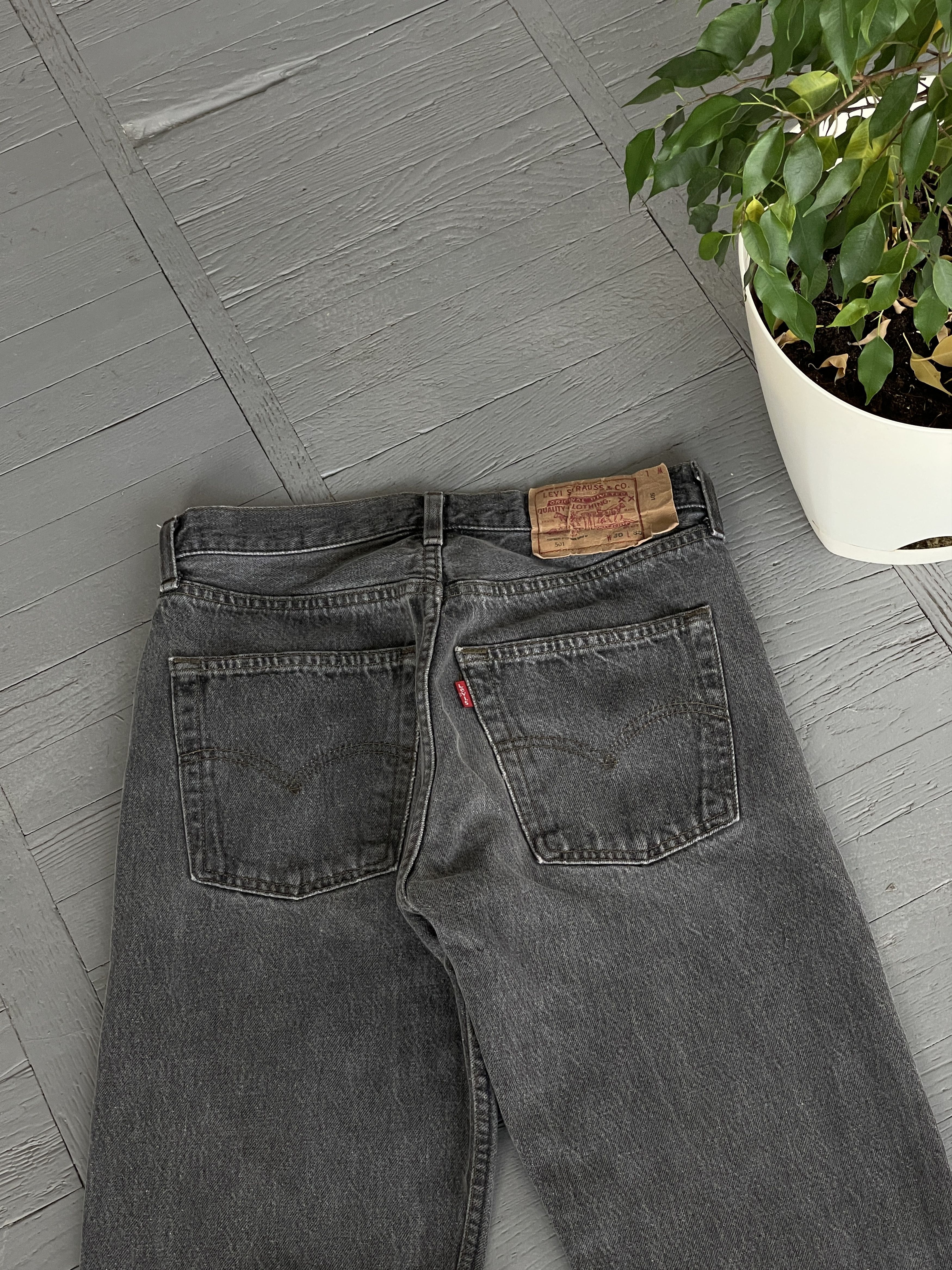Levi's × Vintage Vintage 90s Levi's 501 Ash Gray Denim Jeans Size US 30 / EU 46 - 4 Thumbnail