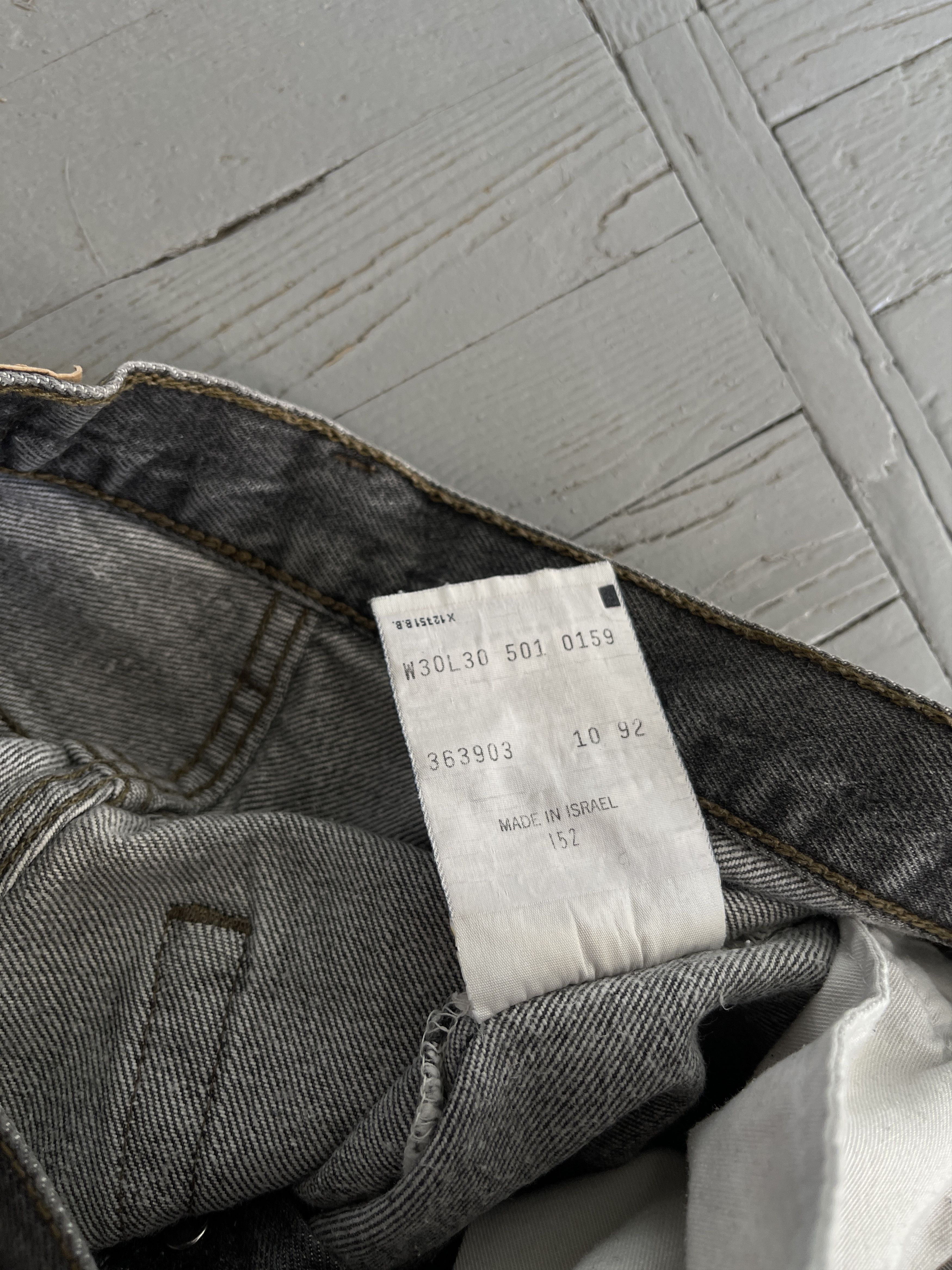 Levi's × Vintage Vintage 90s Levi's 501 Ash Gray Denim Jeans Size US 30 / EU 46 - 6 Thumbnail