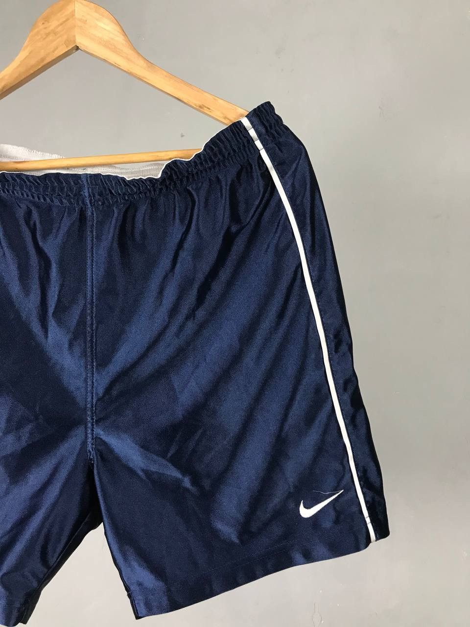 Nike × Vintage Nike swoosh streetwear vintage navy blue shorts Size US 32 / EU 48 - 2 Thumbnail