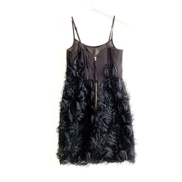 Marc by Marc Jacobs Marc by Marc Jacobs Black Rosette Applique Silk Mini Dress Size XS / US 0-2 / IT 36-38 - 2 Thumbnail