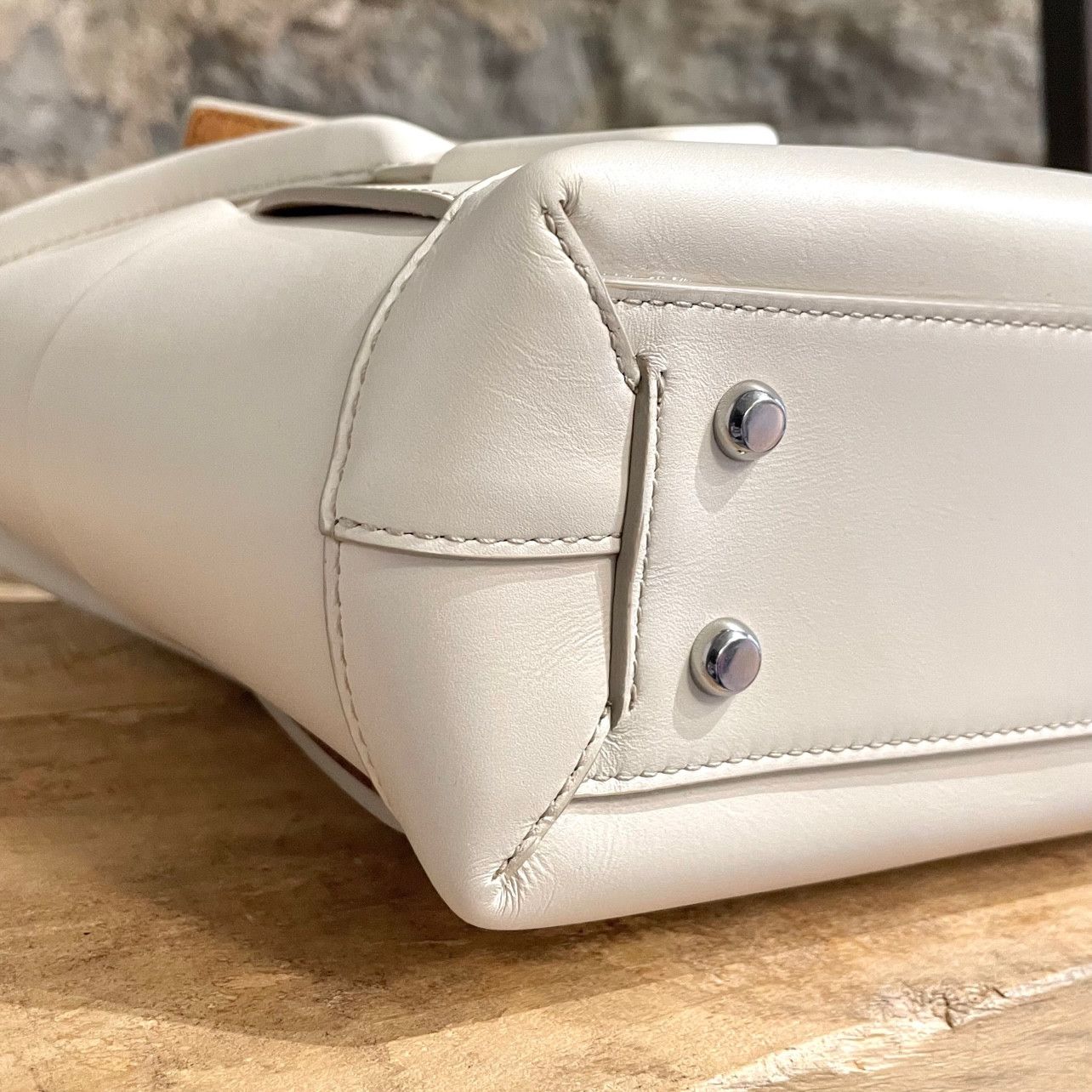 Bottega Veneta Bottega Veneta Ivory Leather Intrecciato Small Arco Handbag Size ONE SIZE - 7 Thumbnail