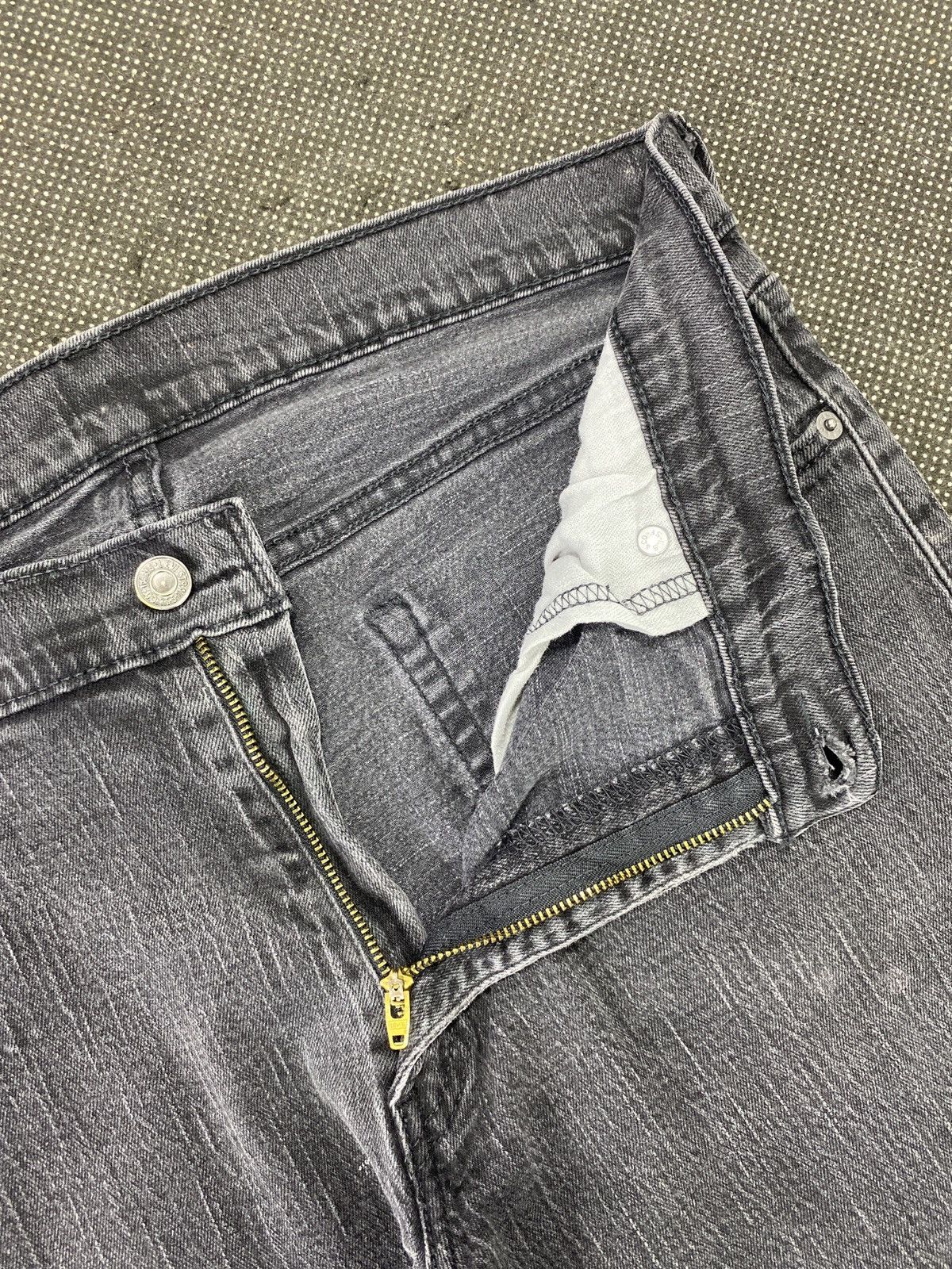 Jean × Levi's × Vintage VINTAGE LEVIS 514 BLACK JEANS-J395 Size US 36 / EU 52 - 5 Thumbnail